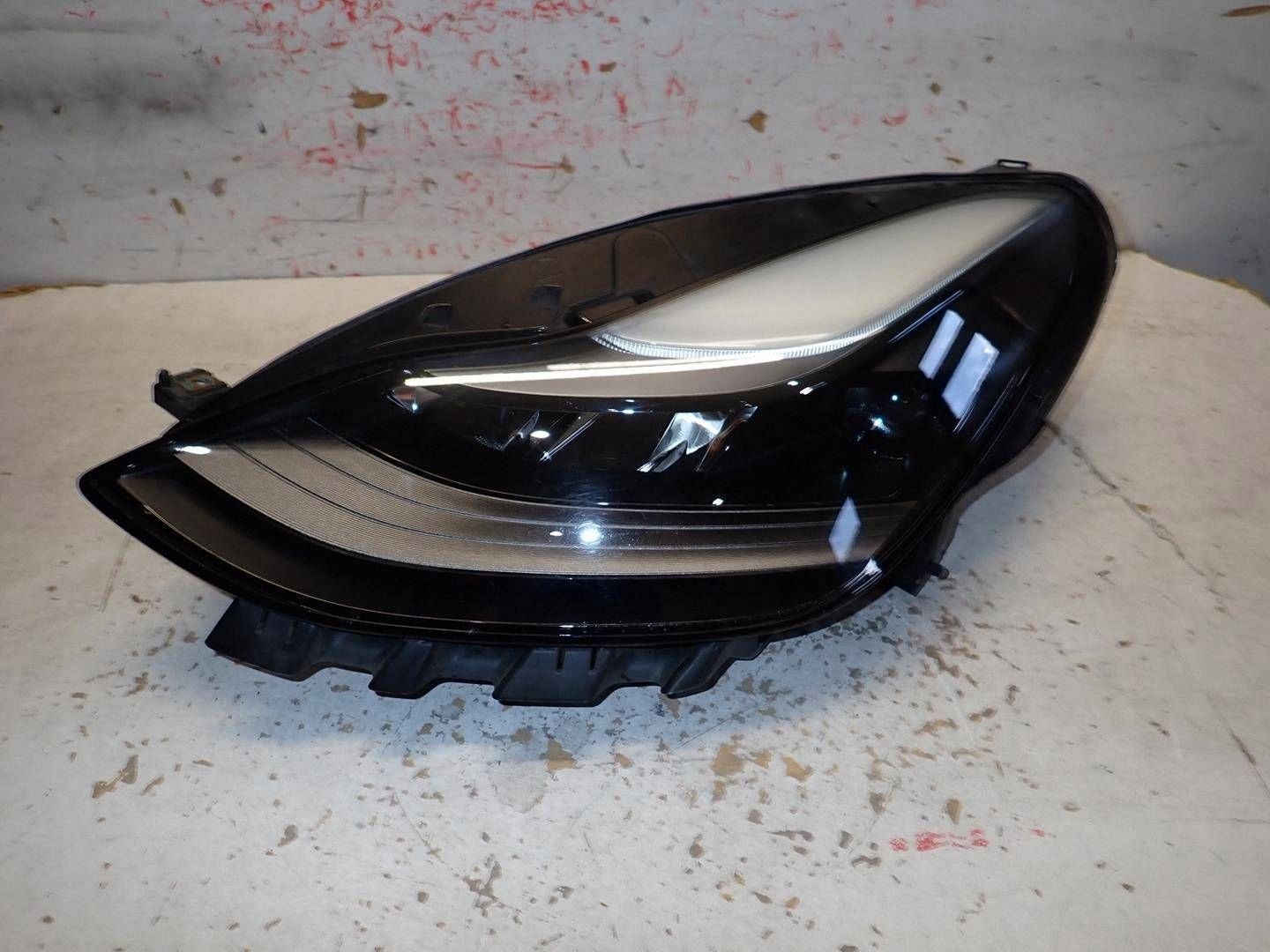 light front front left TESLA 3 LIFT 2020- FULL LED 1514952-00-D