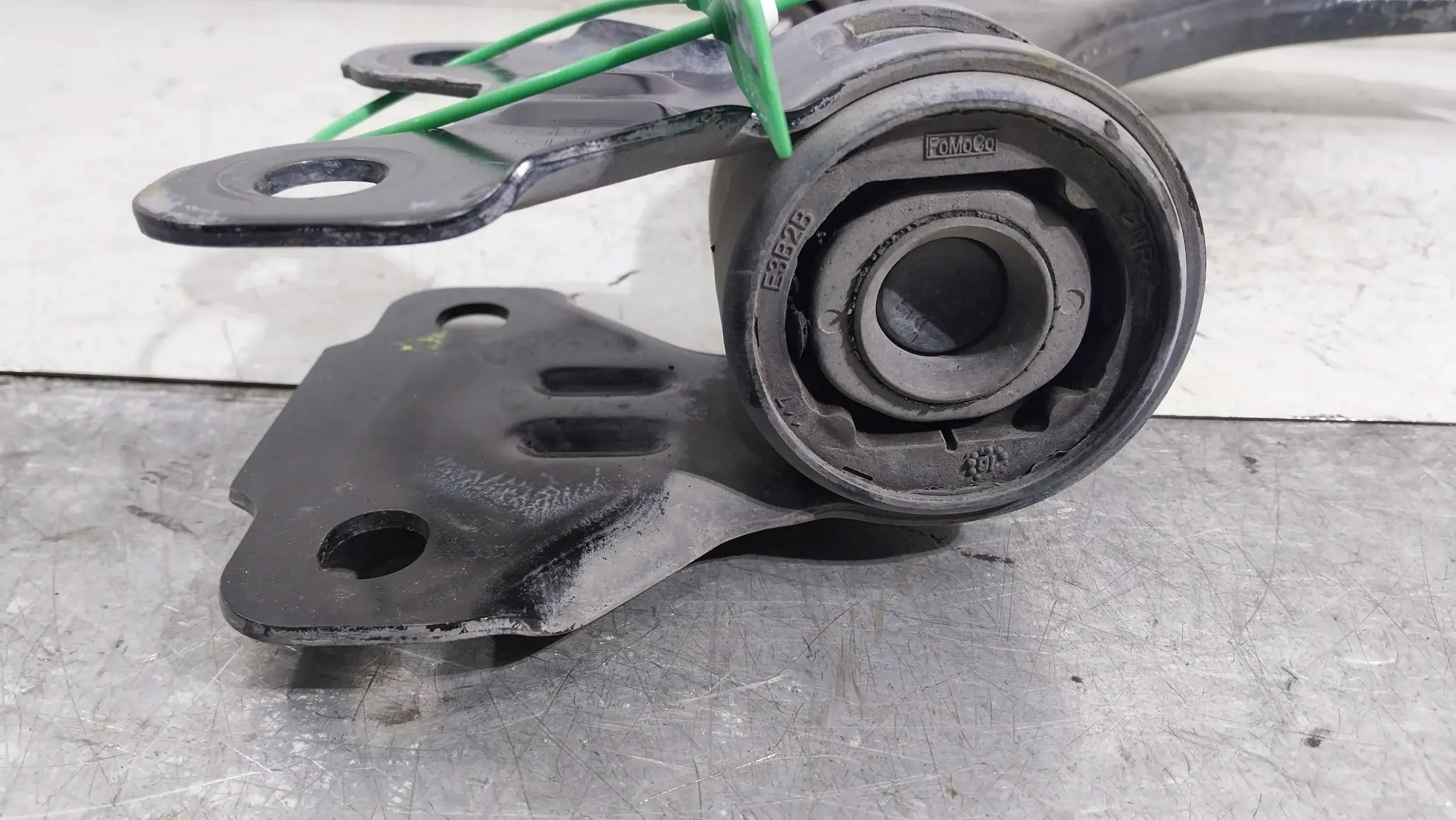 arm left front BV61-3A262-AAA FORD C-MAX MK2 FOCUS MK3