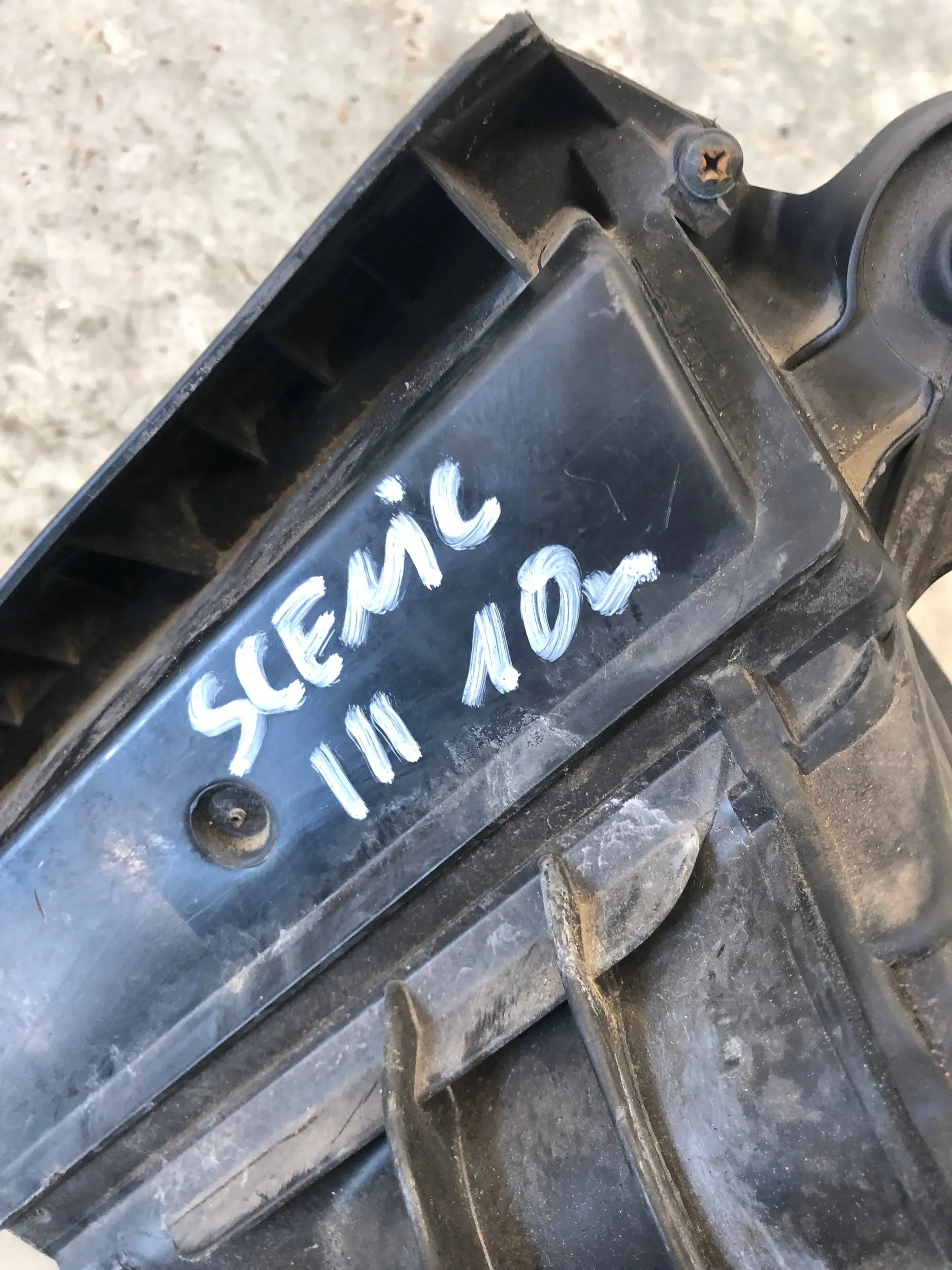 Gehäuse filter luft RENAULT SCENIC III 8200947663