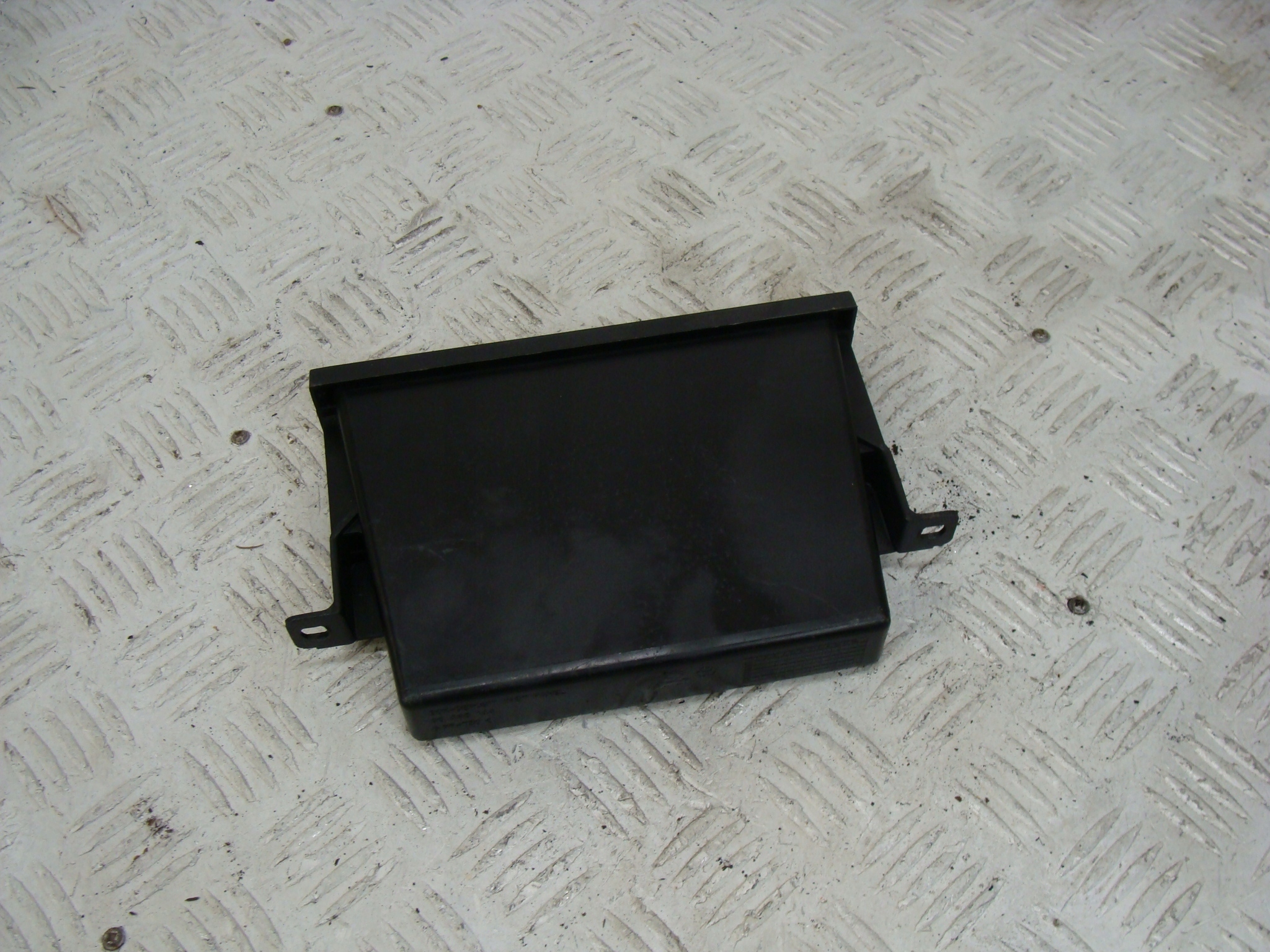 Chevrolet Aveo бардачок полка 96495144