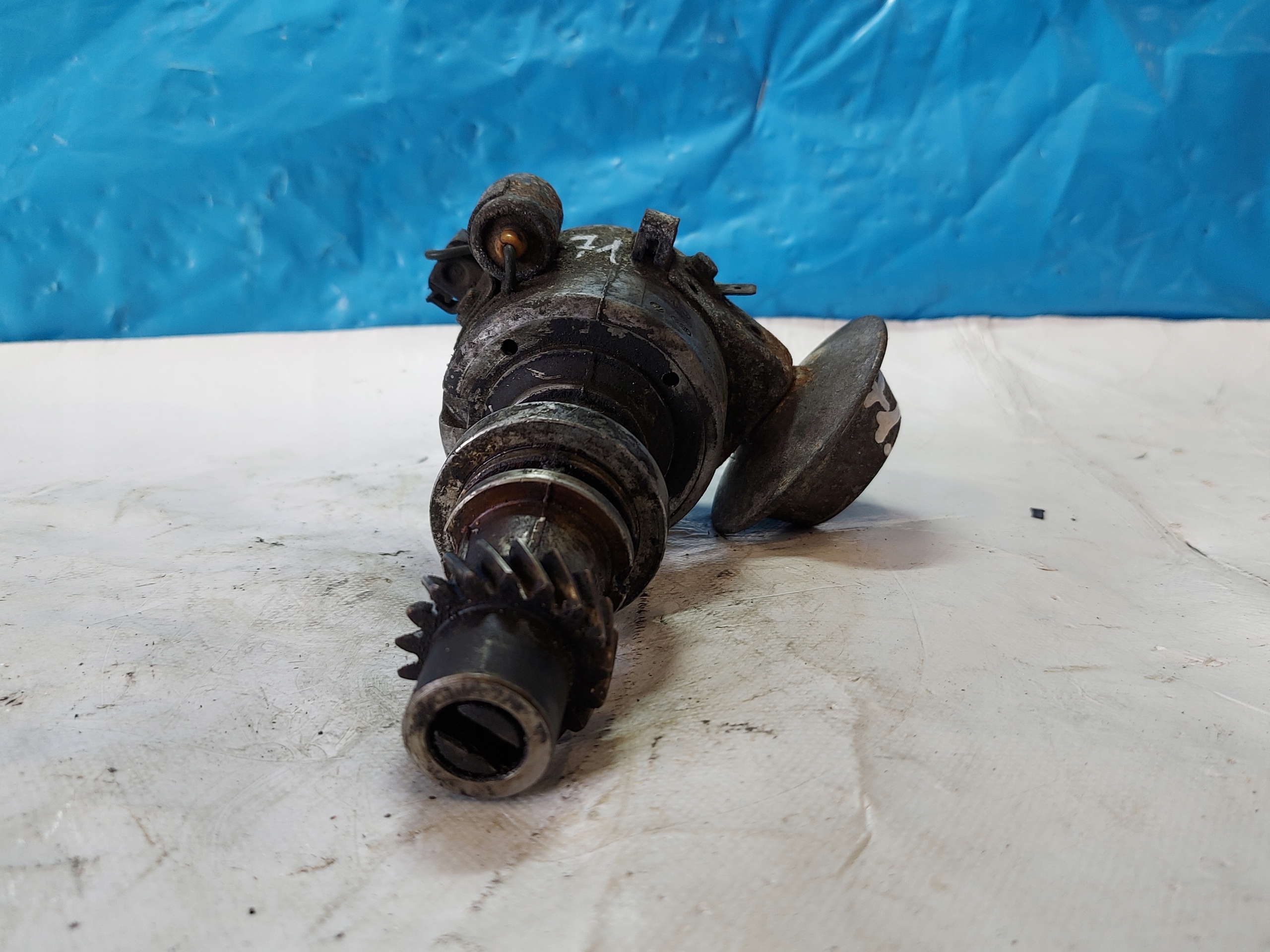 APARAT ignition VW GOLF II 1.6 B 027905205