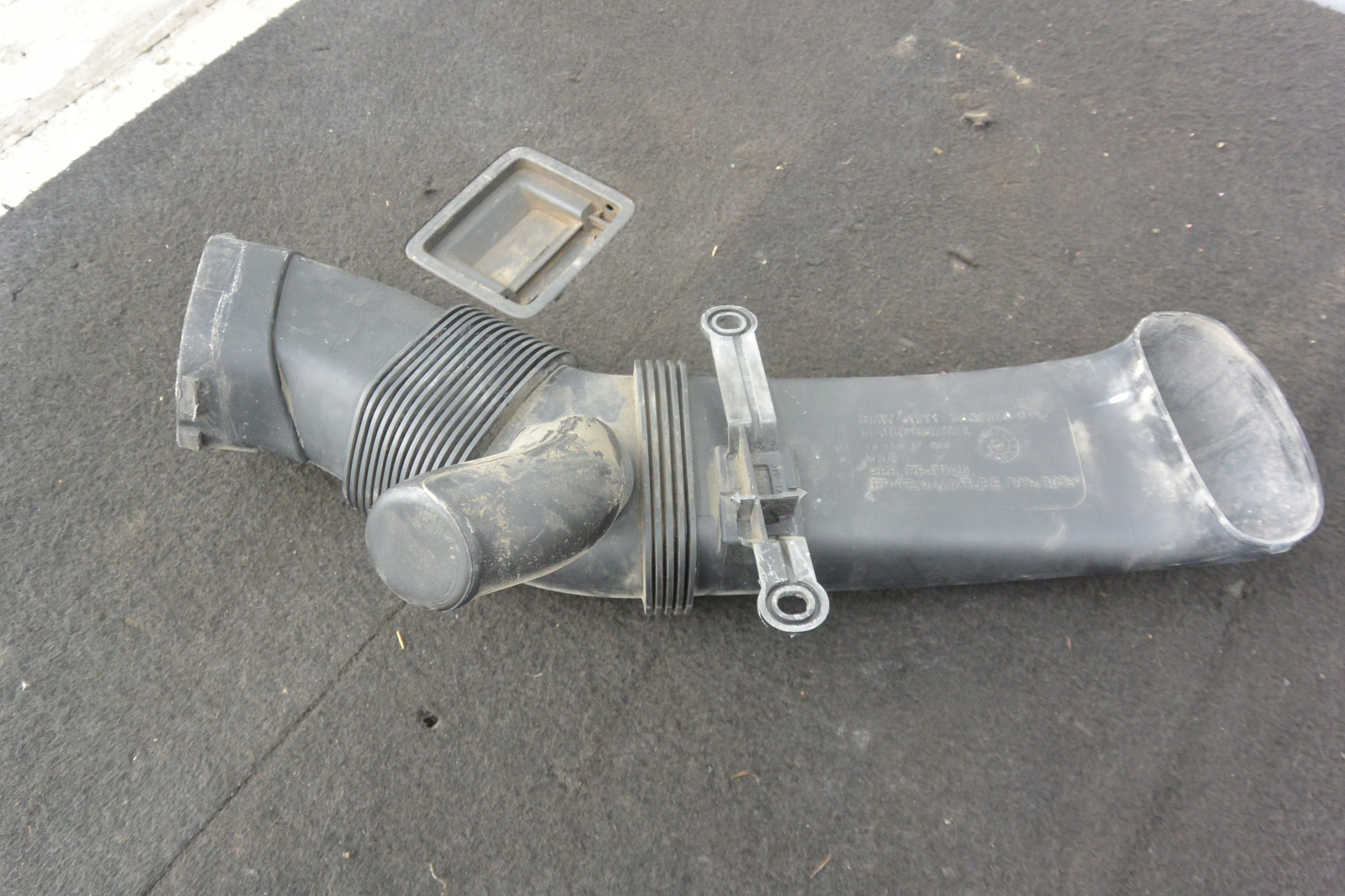 pipe air hose 3.0B BMW X5 X6 E70 E71