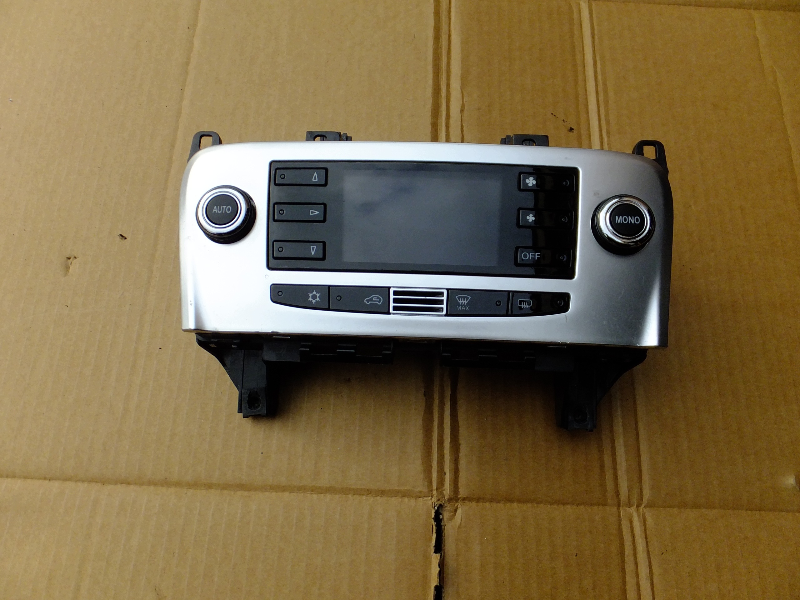 panel vezérlés klíma lancia delta III 2012r 735487107