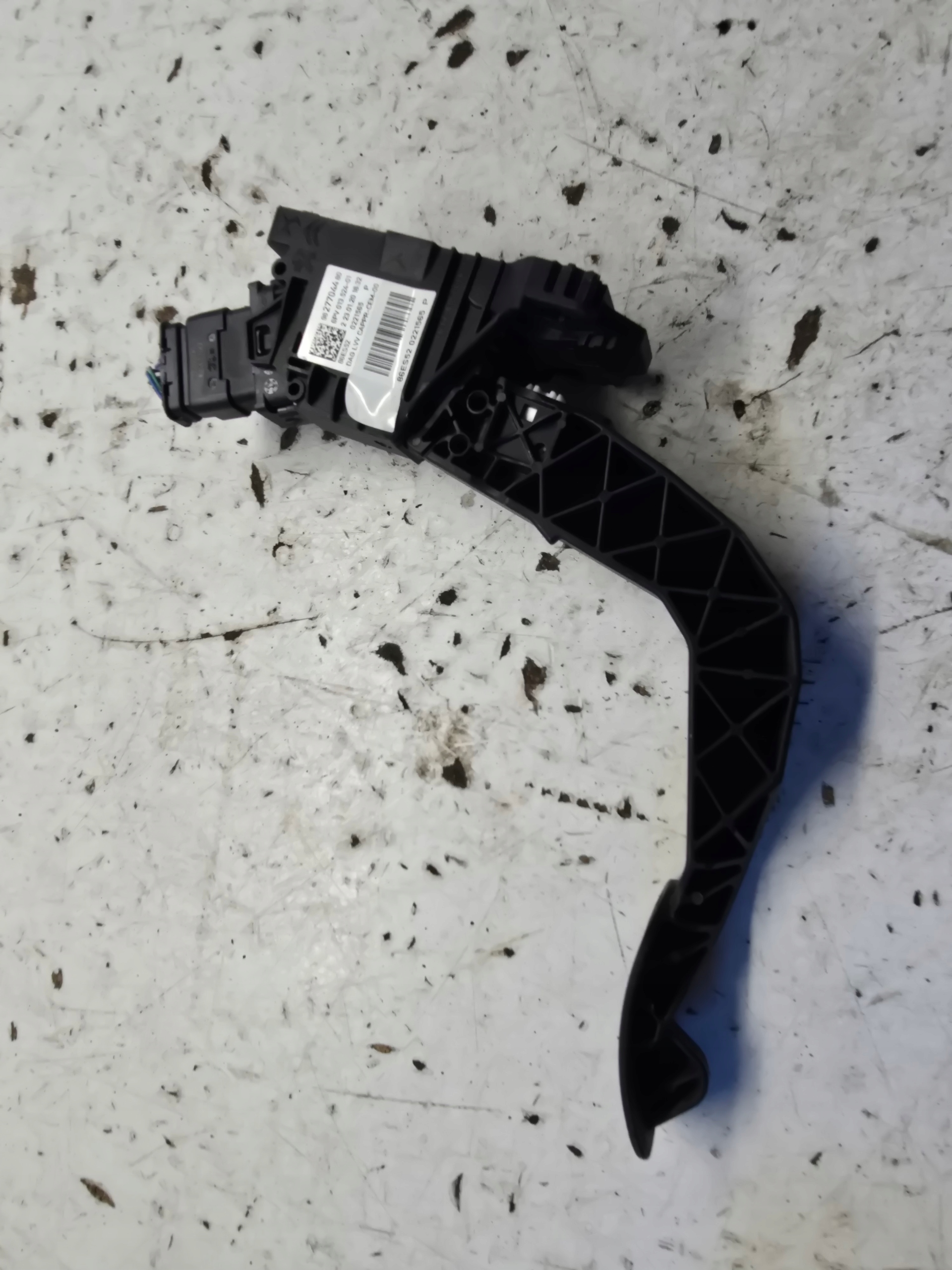 OPEL CORSA F accelerator pedal 9827704480