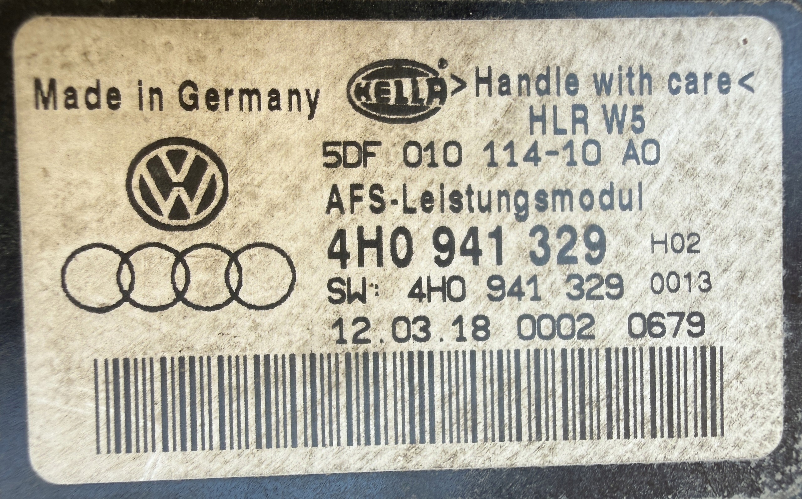 light SKODA SUPERB III 3V1941016B right original as new complete