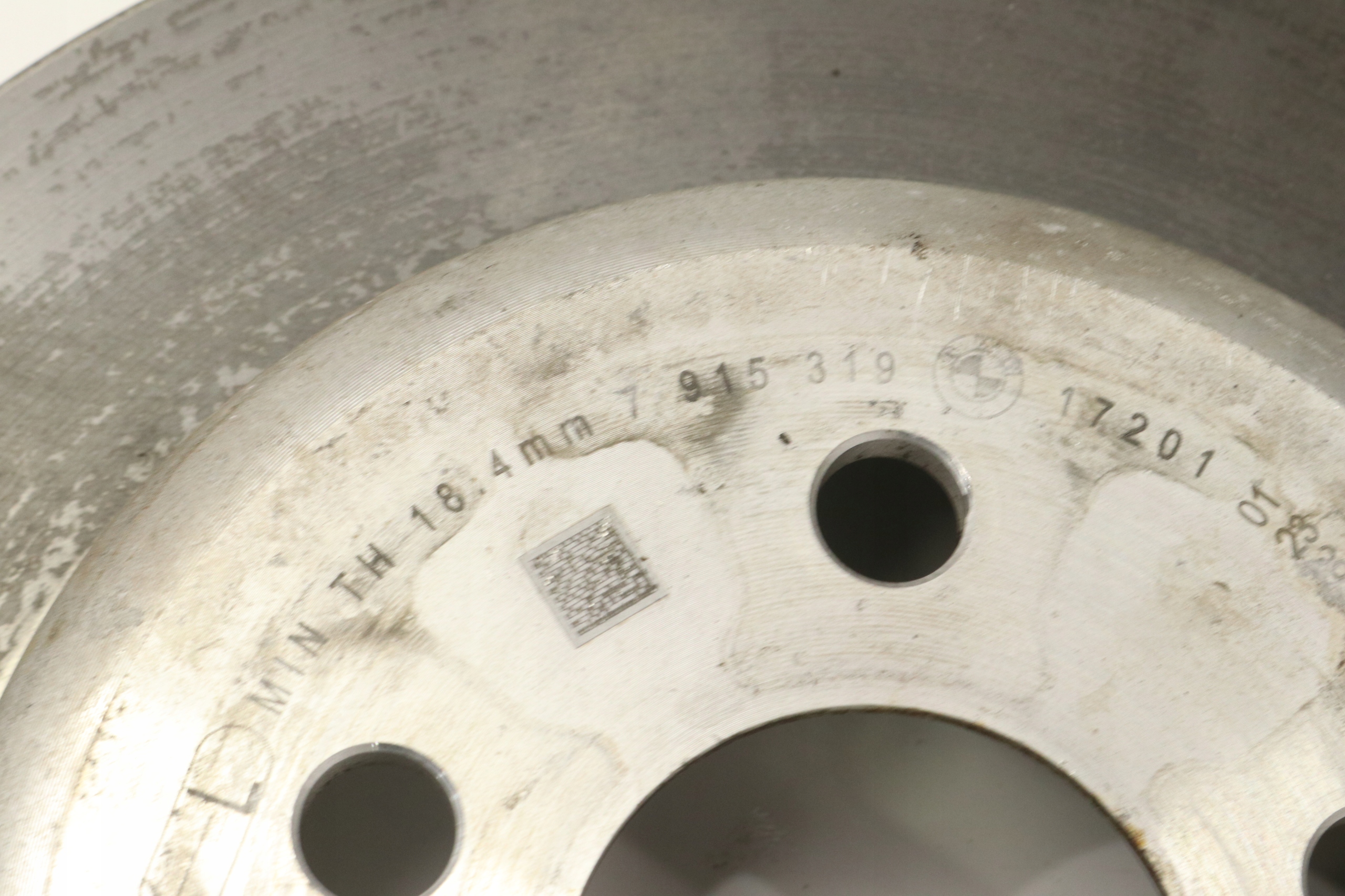 BMW G26 I4 disc brake left rear part rear 330X20