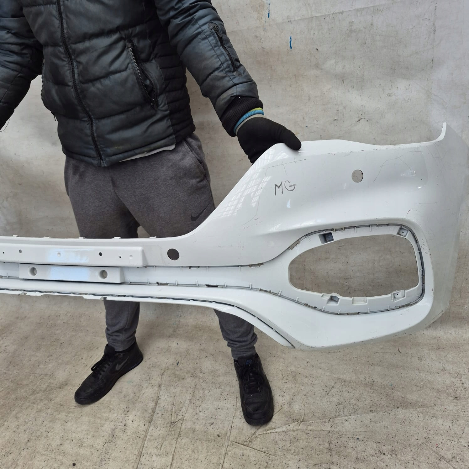 MG HS 18- bumper front front PDC P10021135