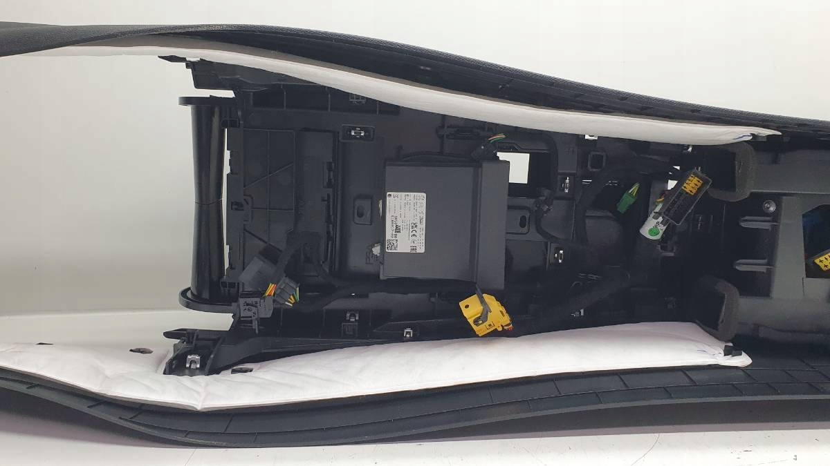 тунель середина с CITROEN C5 X европа