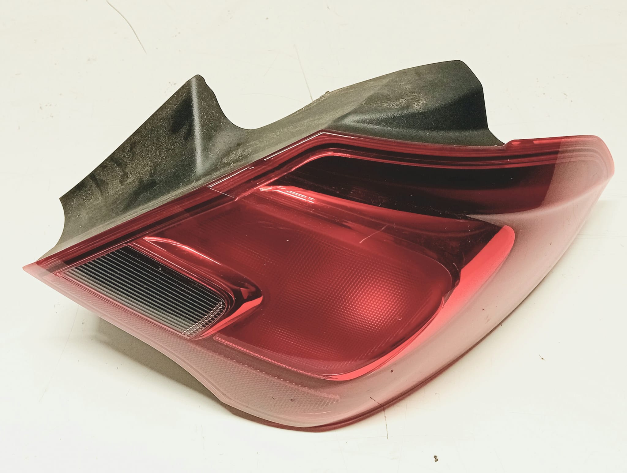light rear part right right OPEL CORSA E 5 door 39012622
