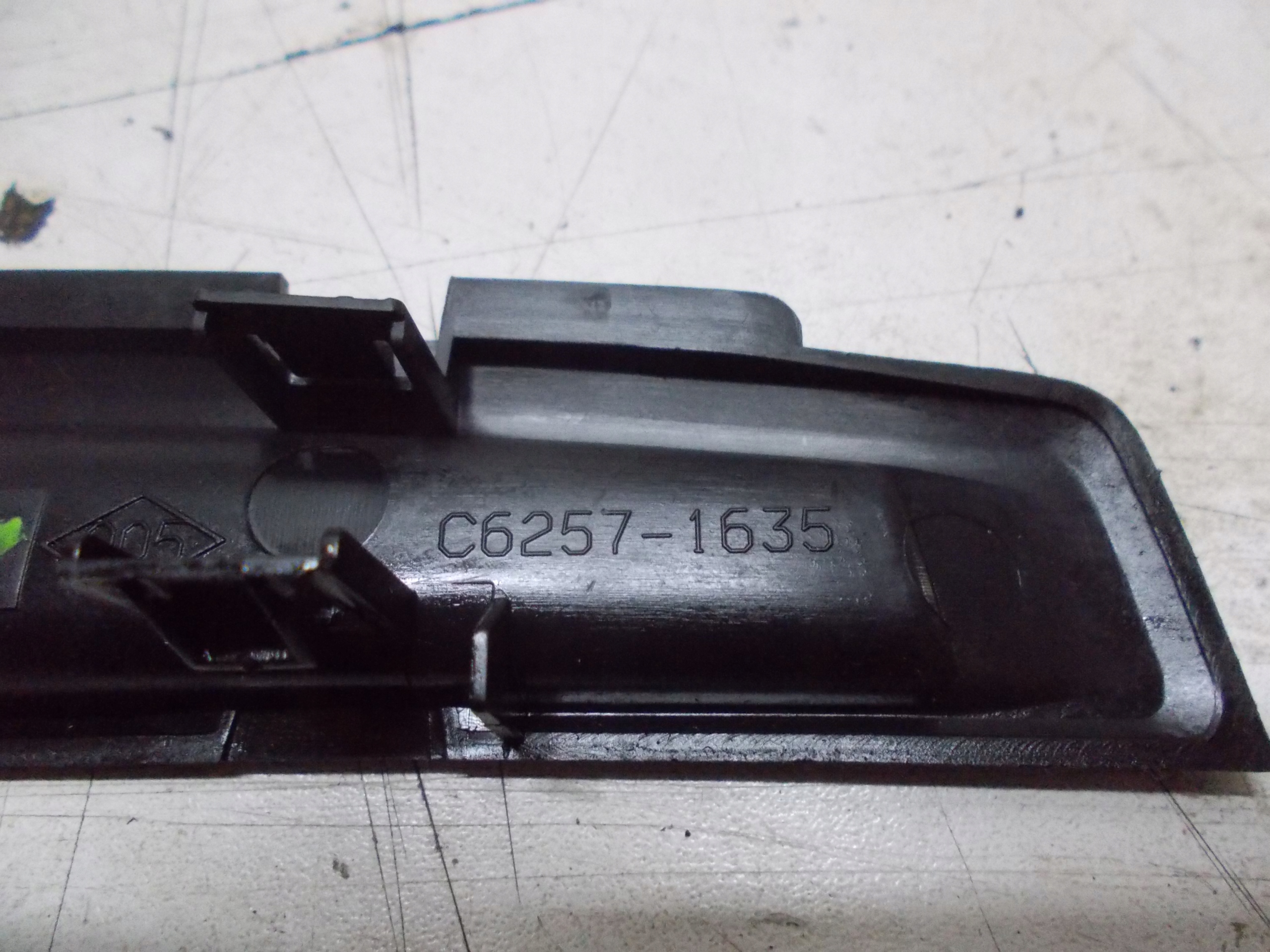 CITROEN C4 08R Couvre du tableau de bord 9650385577