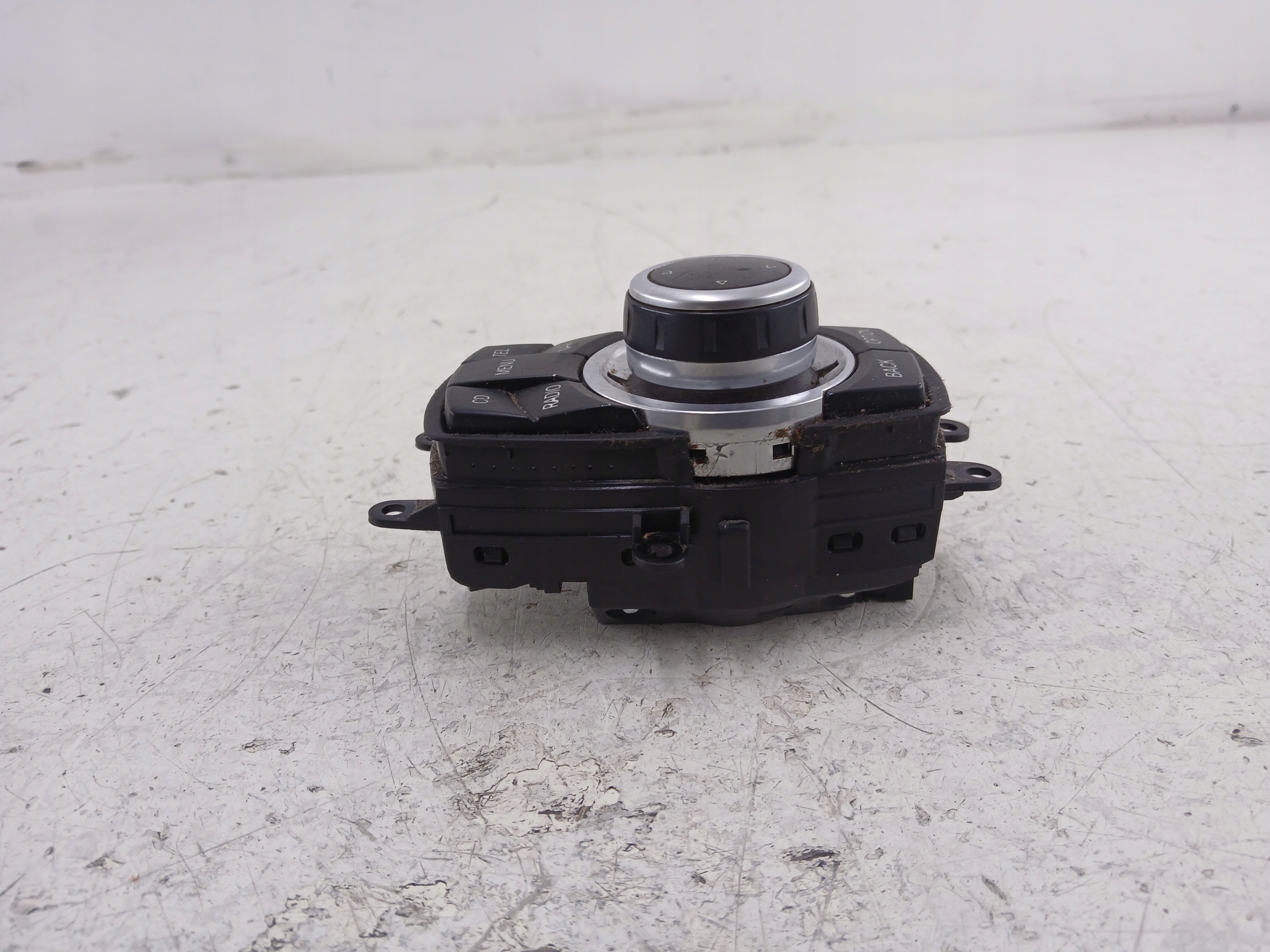 BMW E90 E91 E83 E87 E84 KONTROLER IDRIVE POKRETLO 9240956