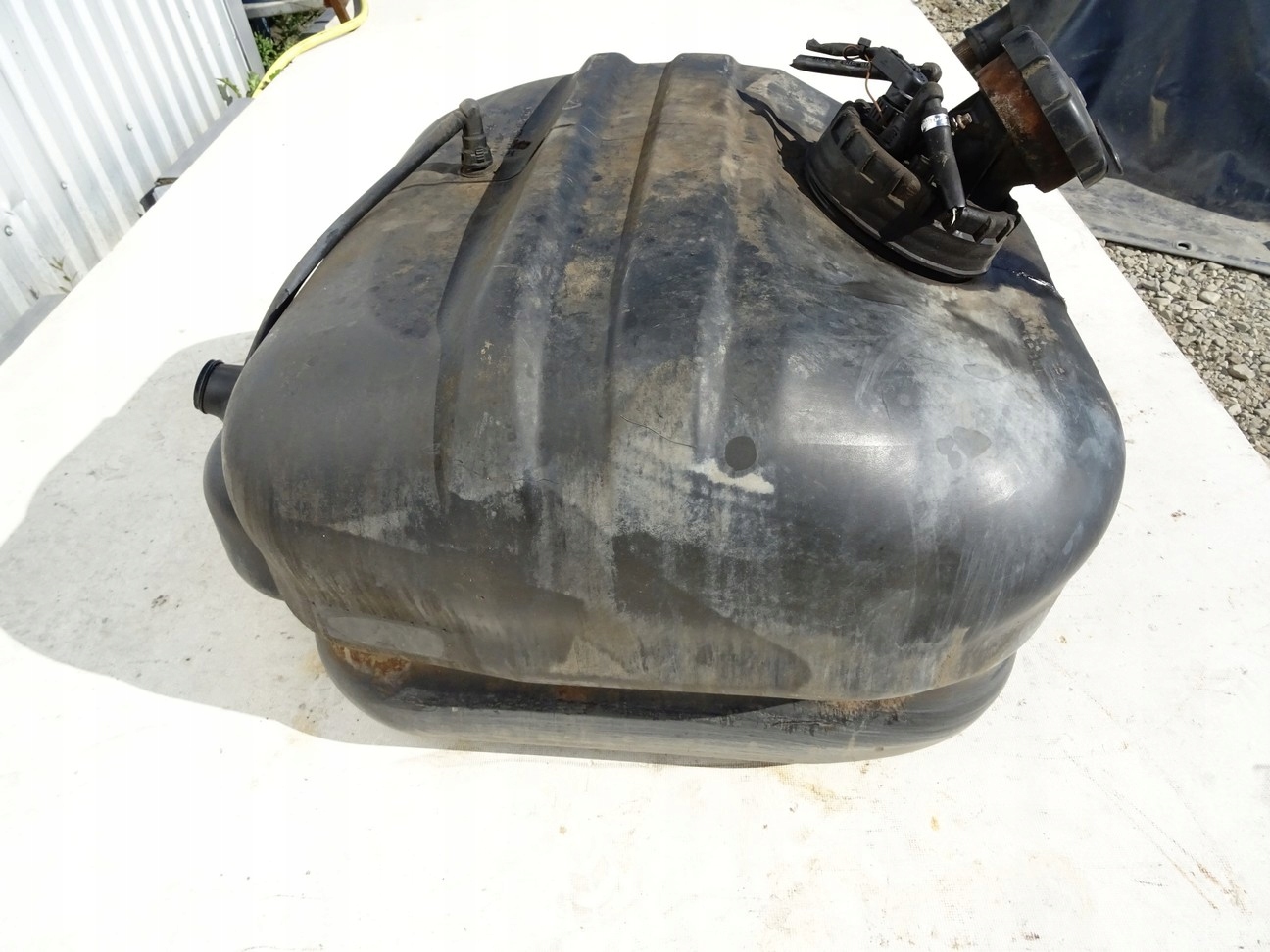 Паливний бак MERCEDES-BENZ ATEGO A9704710001