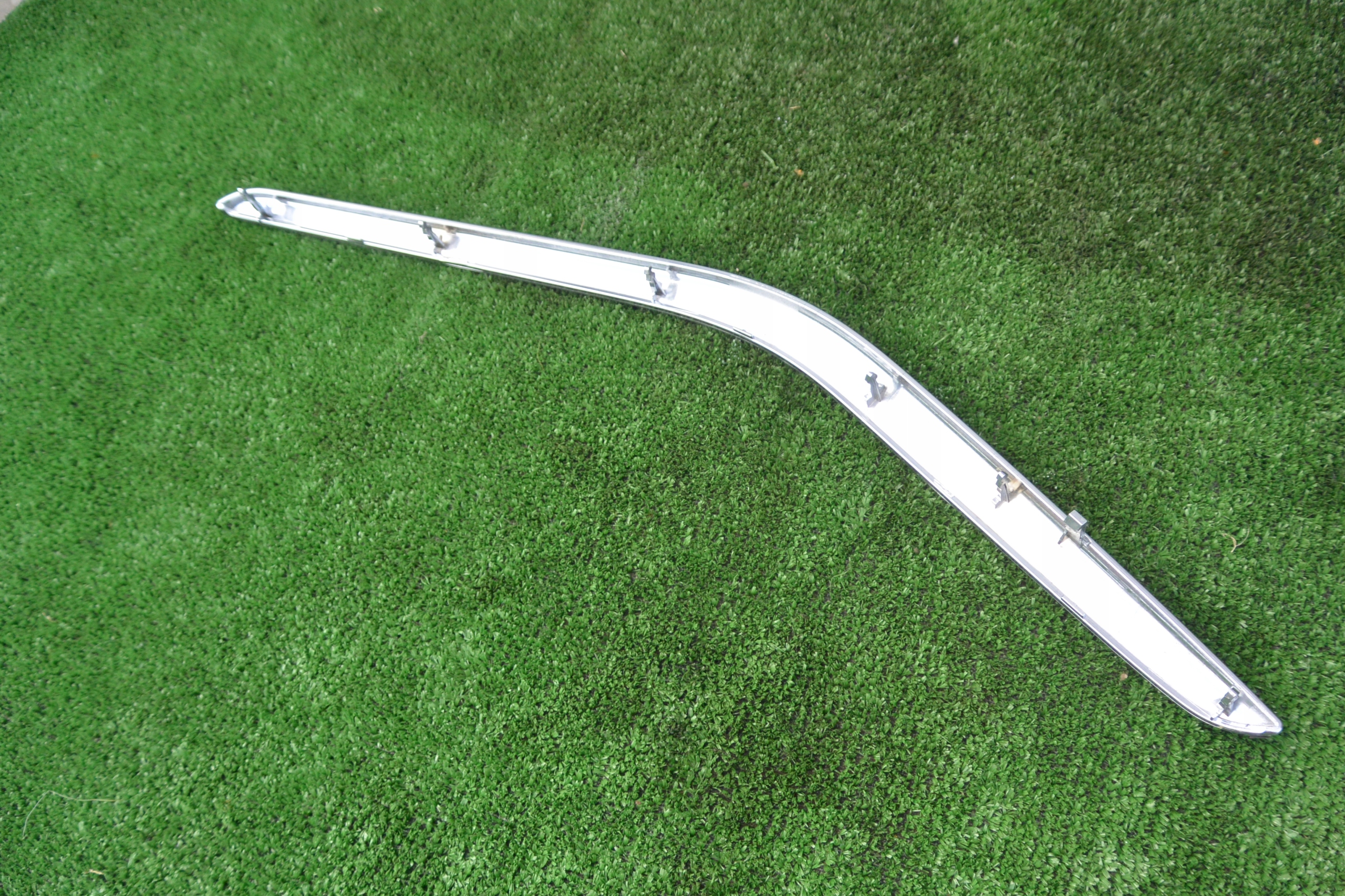 decorative trim door CHROM left front MERCEDES-BENZ CLA-KLASA W117