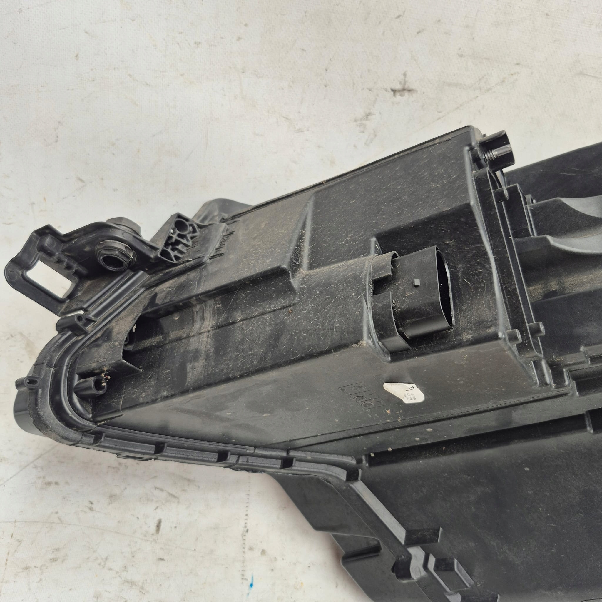 SKODA KAROQ and 1 17-21 light front front right