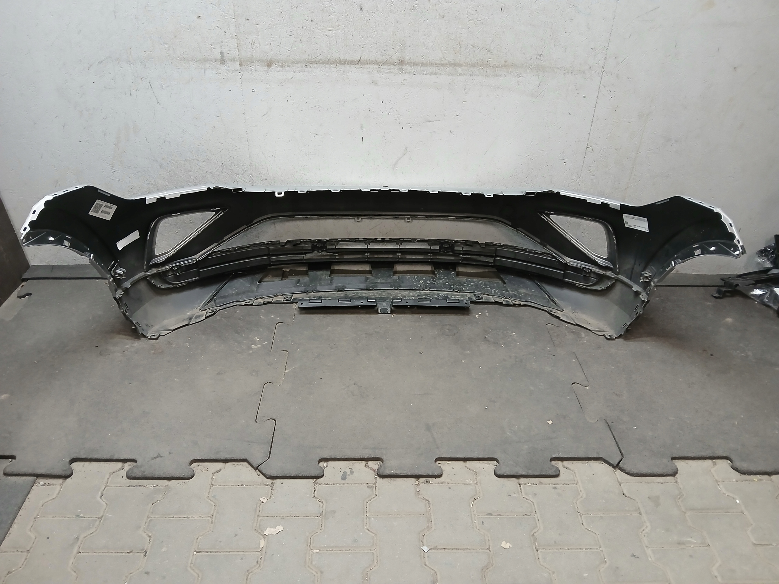 bumper front VW TIGUAN II 2 LIFT 19- 5NA