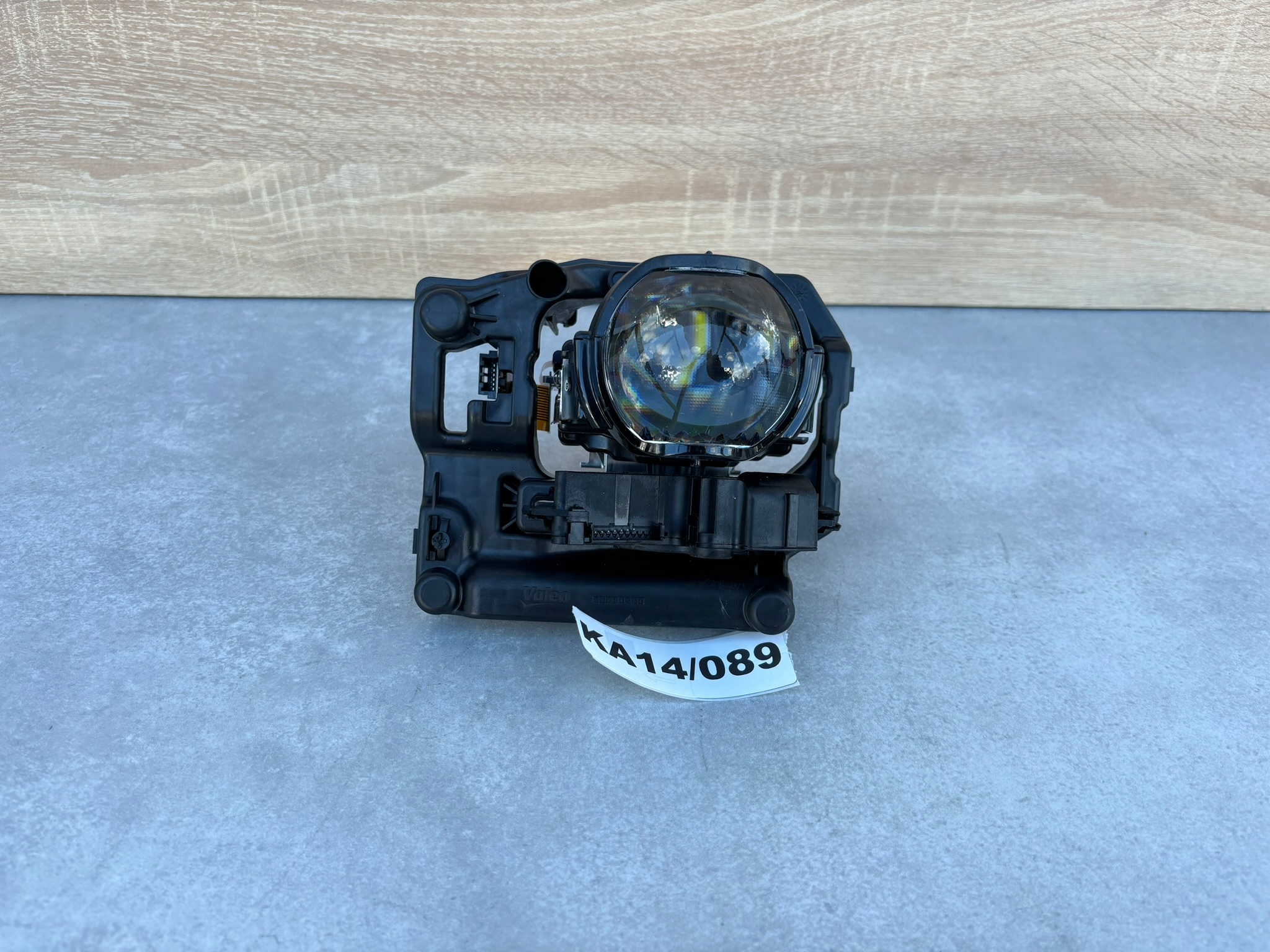 FORD KUGA MK3 lens lights left front + fan 90169980 KA14/089