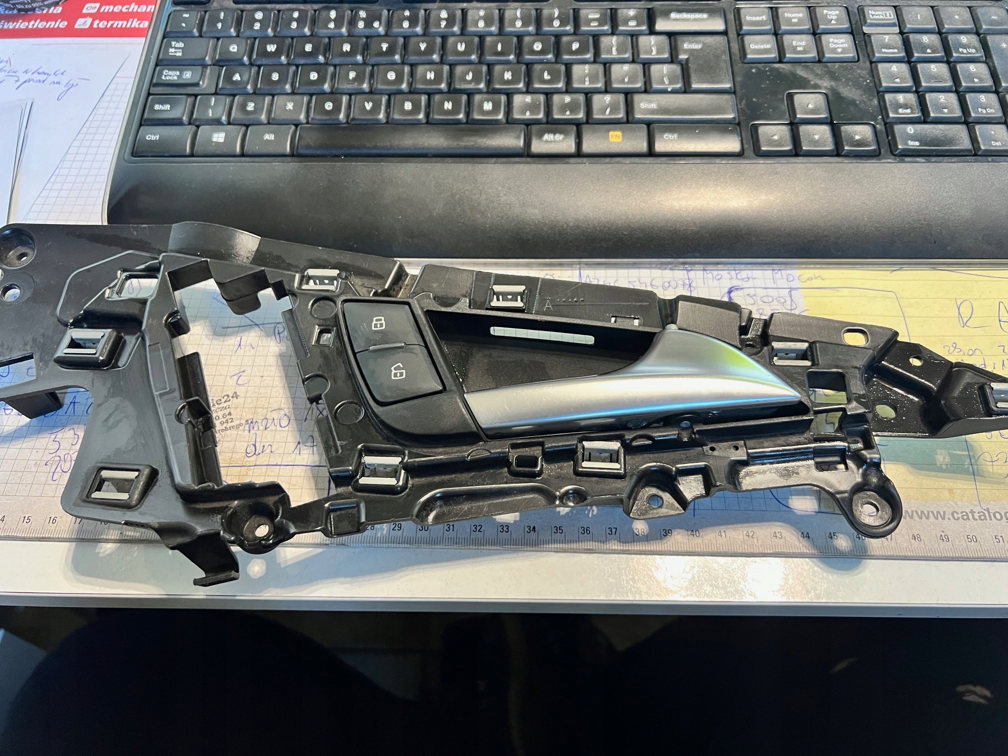 KLAMKA WEWNĘTRZNA PRAWY PRZÓD AUDI A6 C7 4G