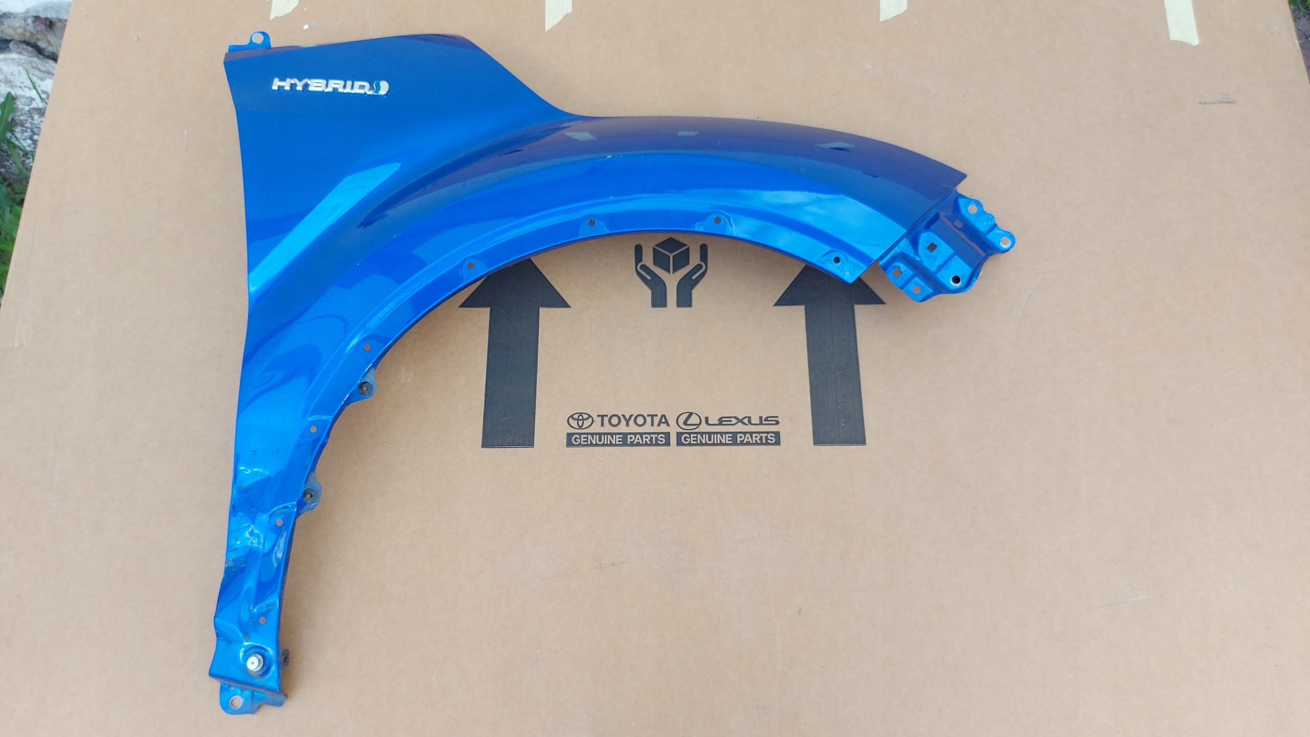 fender right front TOYOTA CHR C-HR 16