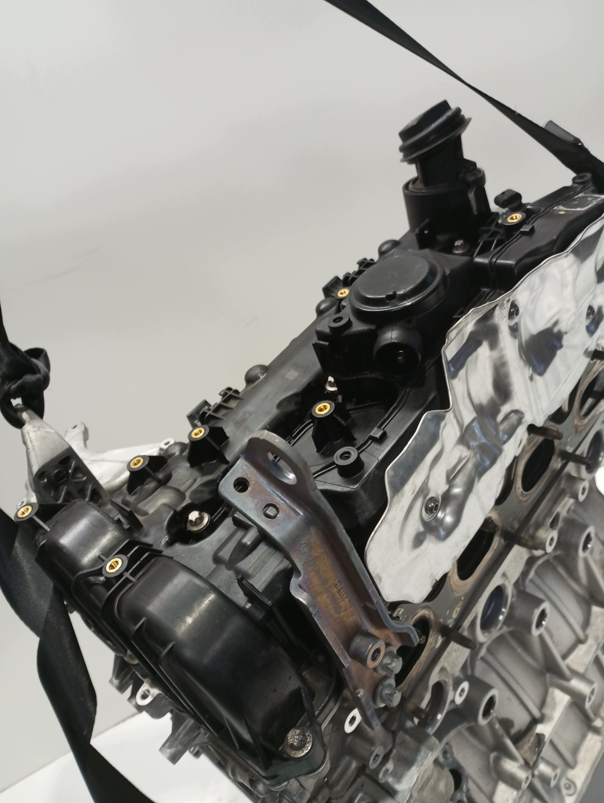 engine MOTOR unprotected pillar MERCEDES GLA 2.0D 654920