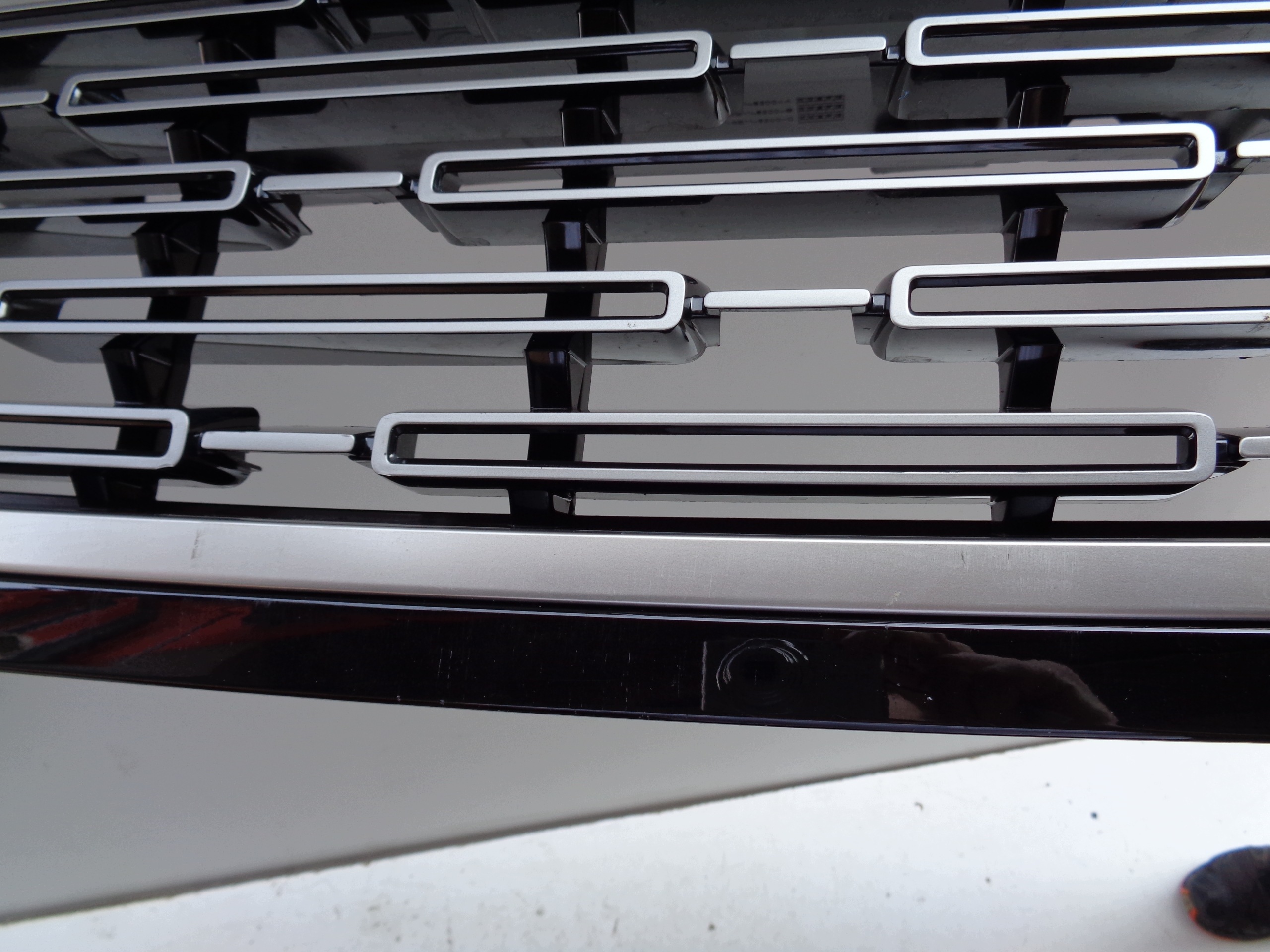 maska RANGE ROVER VOGUE V L460 22- NR 52742