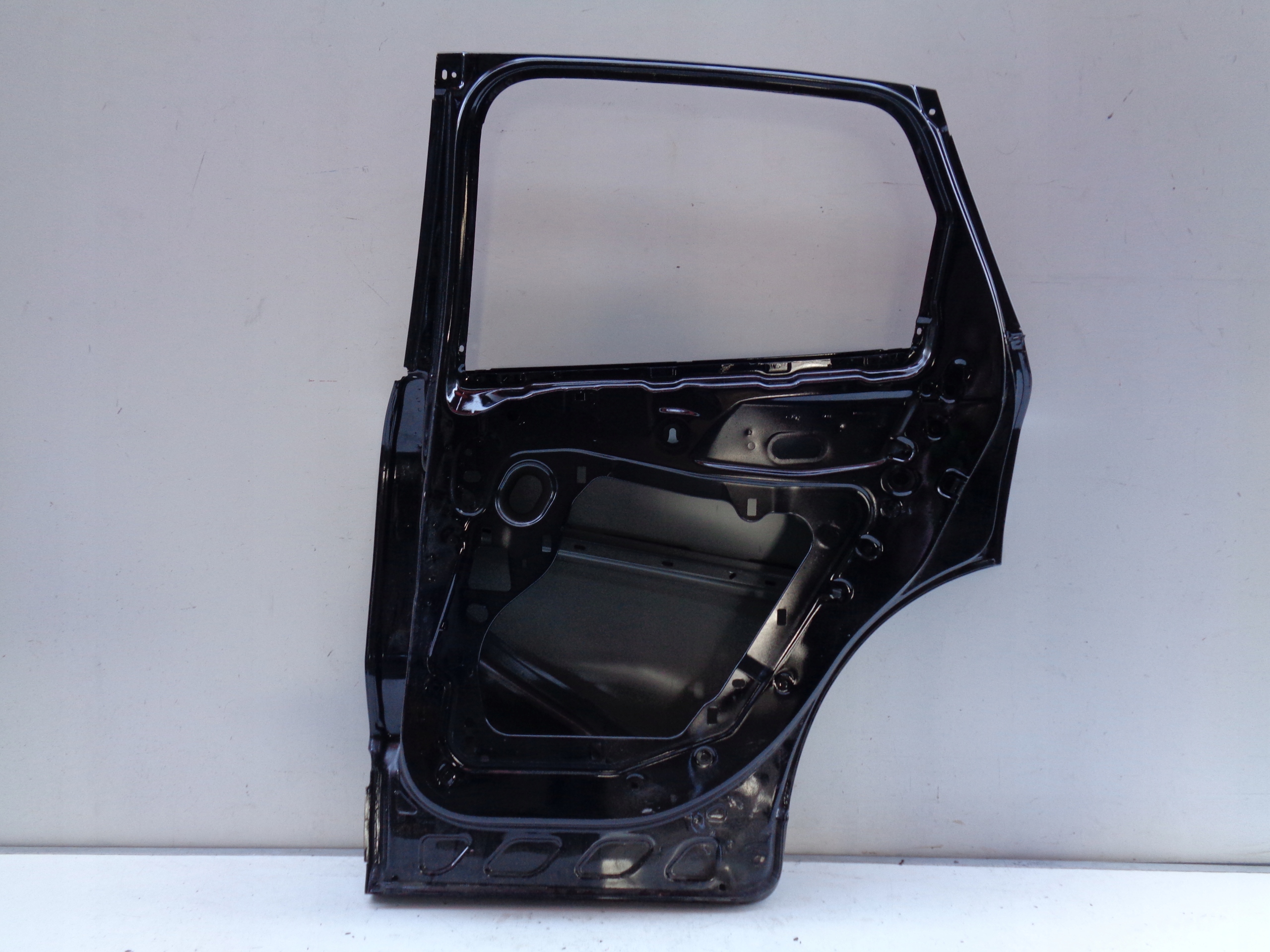 door right rear. FORD KUGA MK3 19- NR 39665