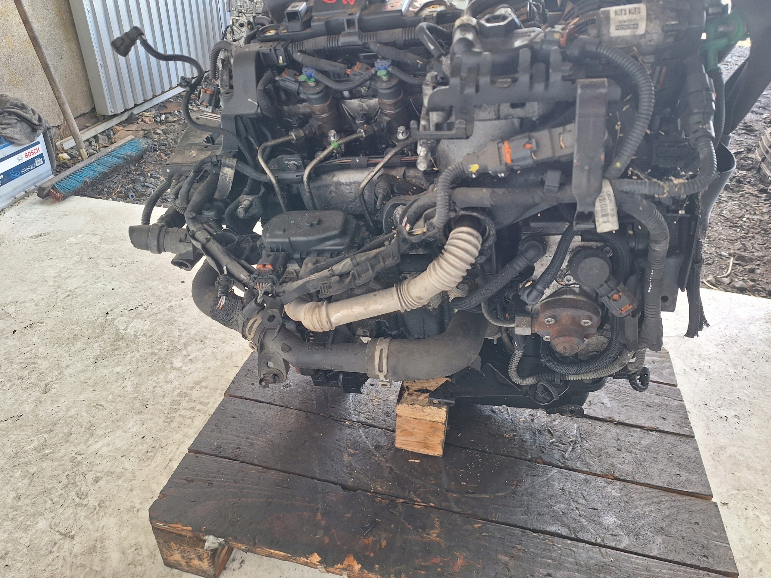 PEUGEOT 2008 and 12-16 engine 1.6 8V HDI 9H01 10JBHR