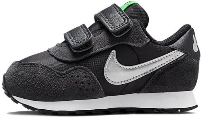 Buty Nike MD Valiant (tdv) CN8560 017 czarne r. 23,5