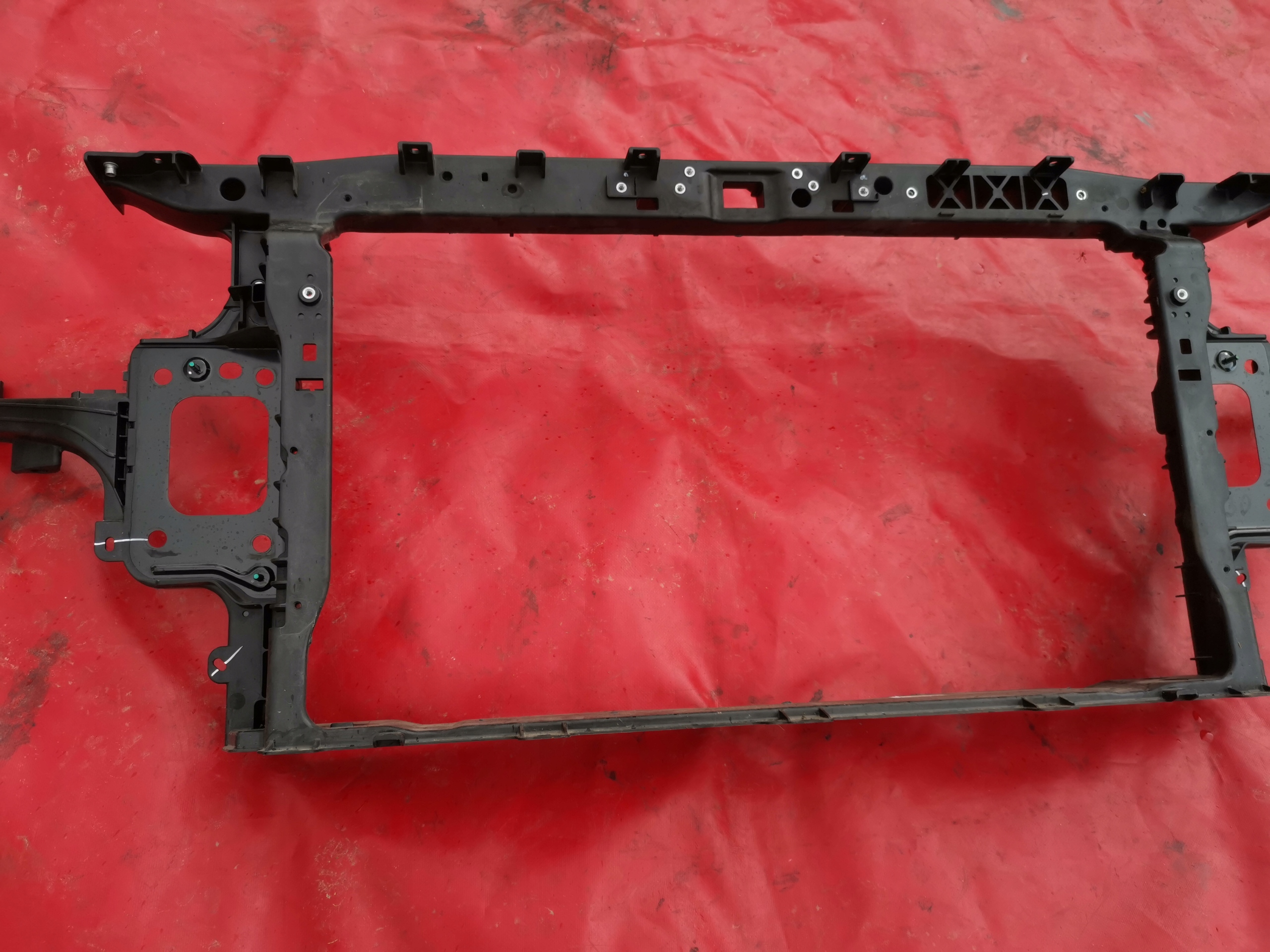 HYUNDAI I30 III LIFT bar, wall front