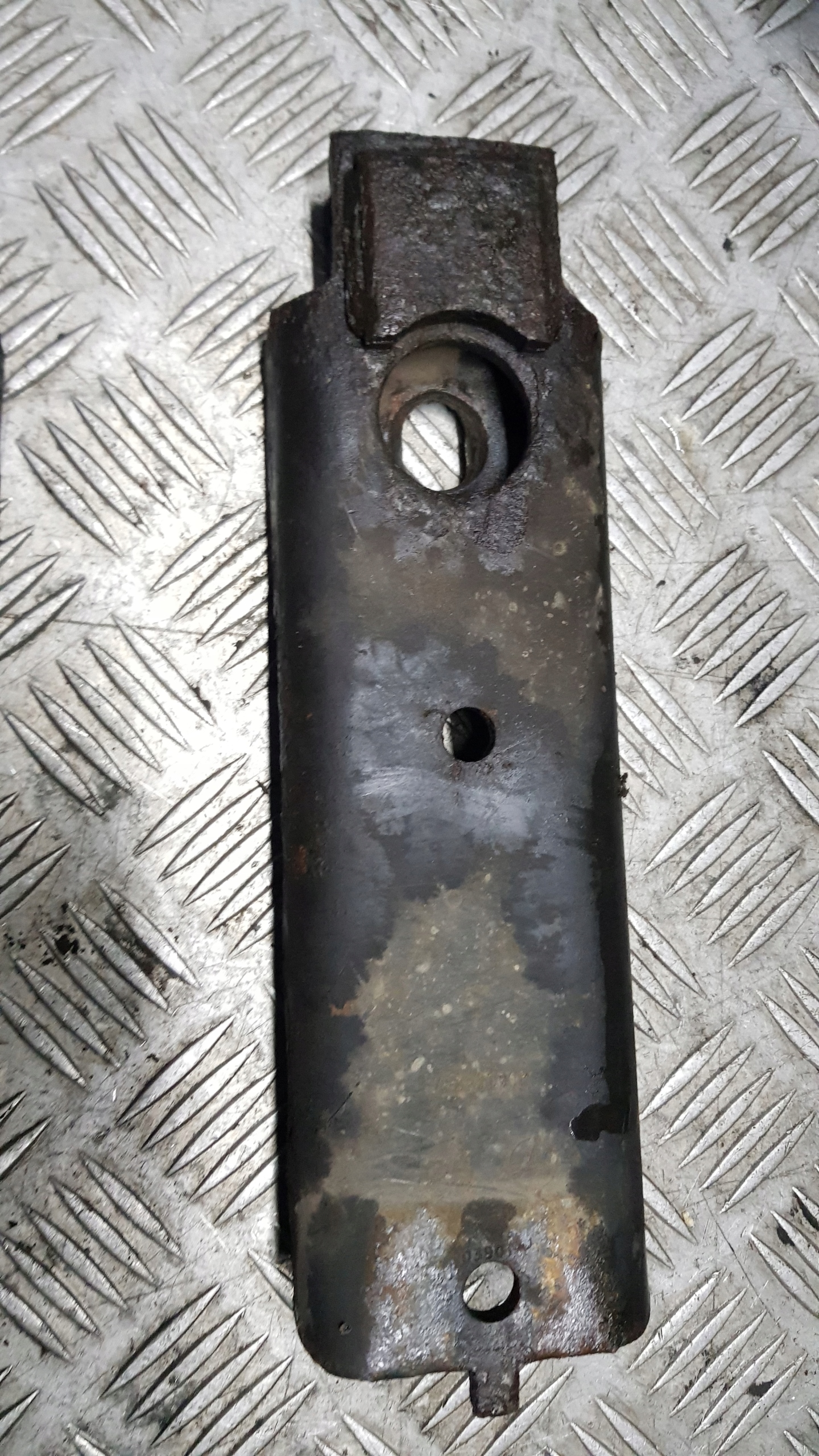 MERCEDES W163 ML Support plaque DRAZKOW SKRETNYCH