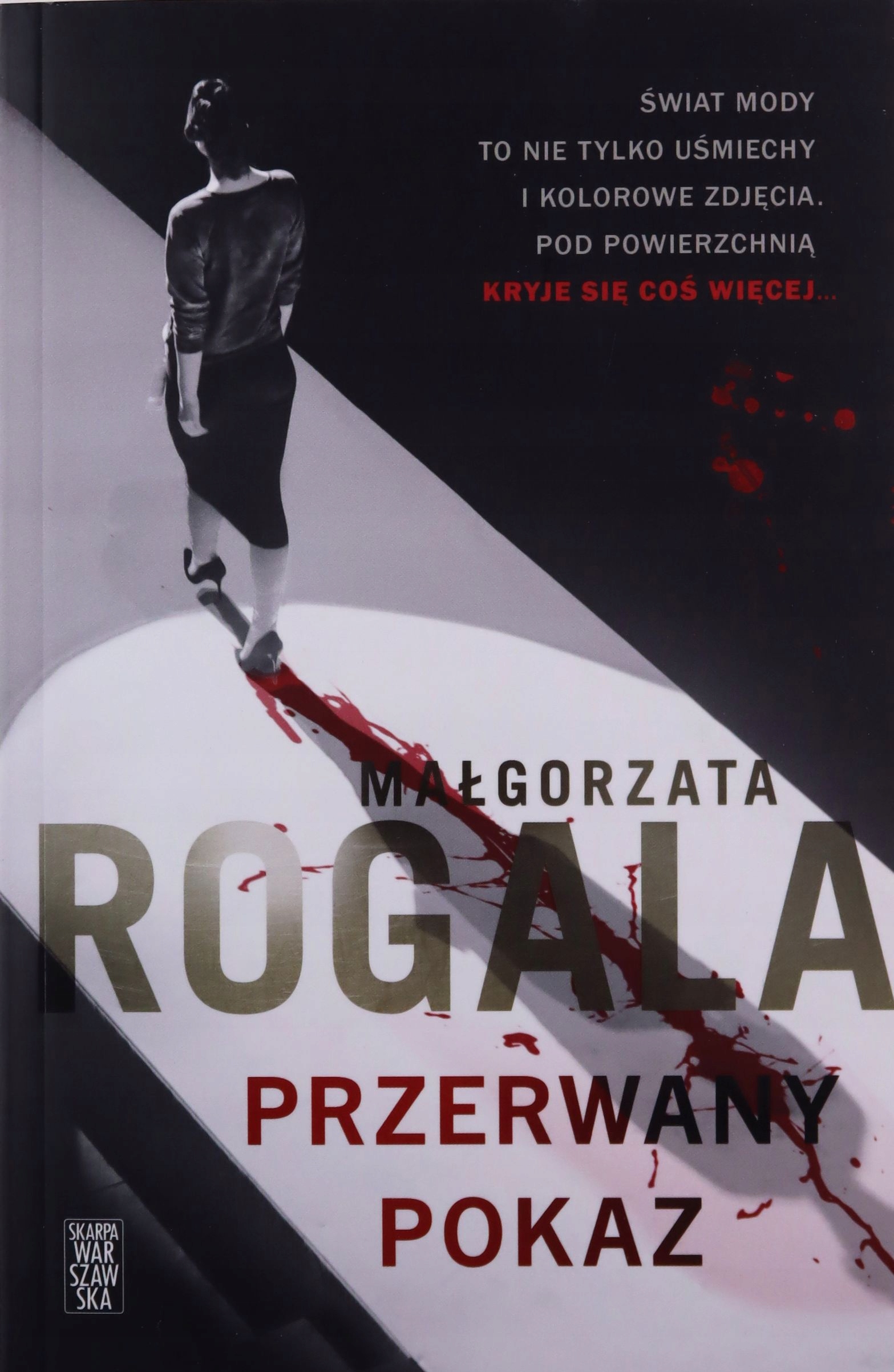 

Przerwany Pokaz Małgorzata Rogala (książka)