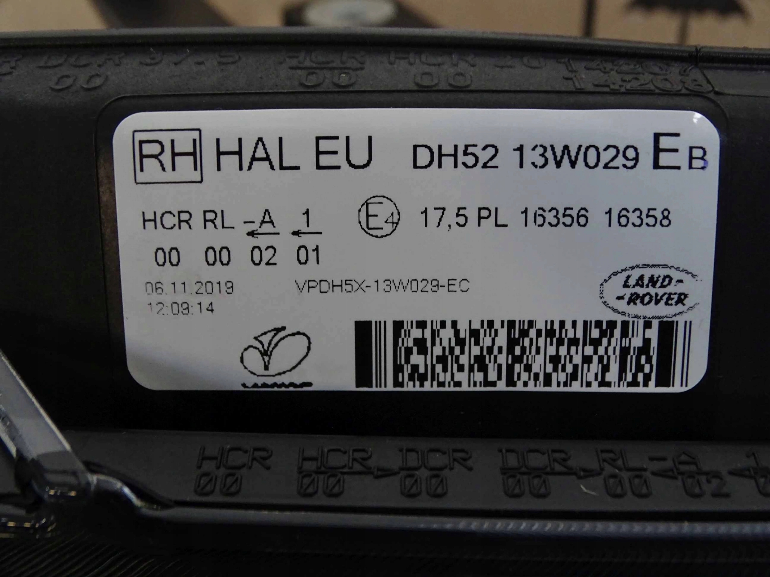 Reflektor lampa 12 PIN FREELANDER 2 II 2013 2014 Wersja Europejska