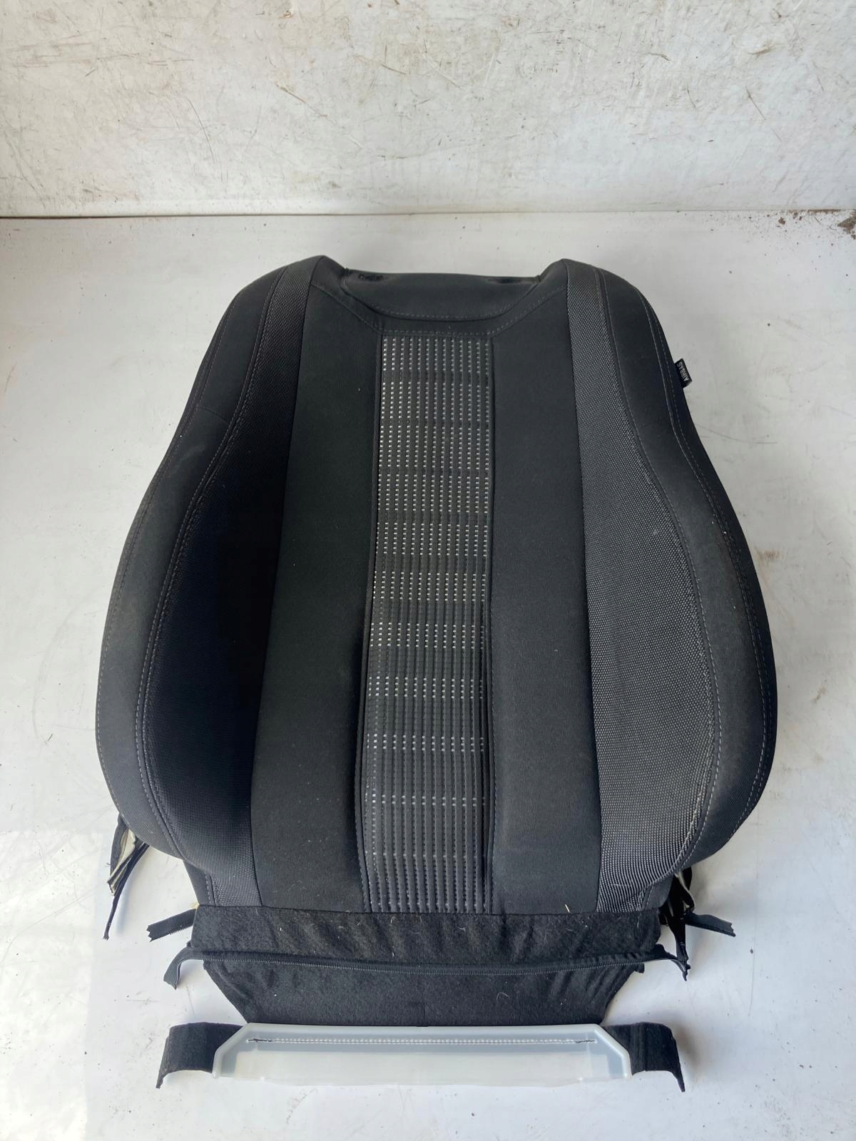 OPARCIE seat PEUGEOT 308 T9 left front