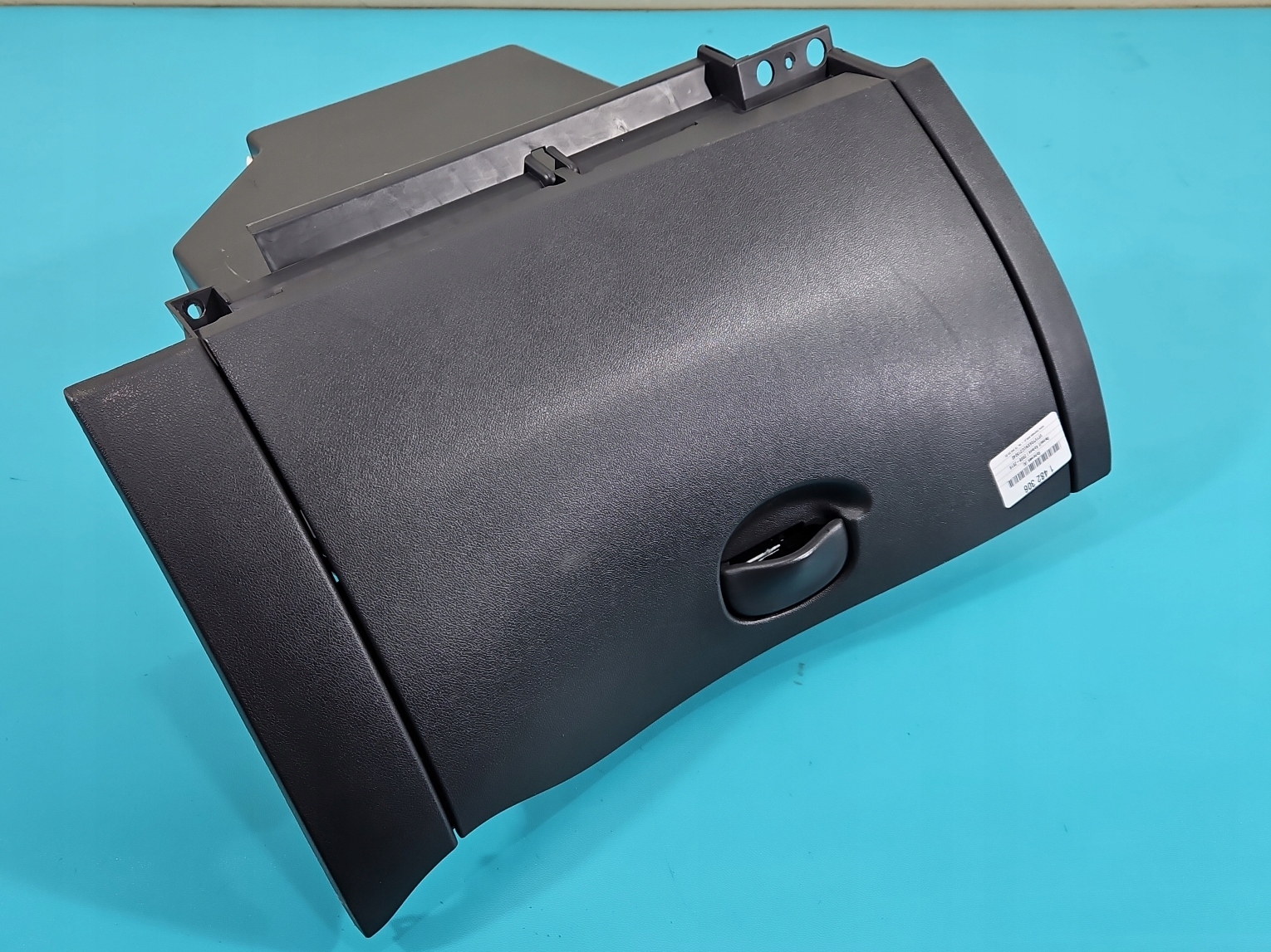 бардачок пассажира renault KOLEOS и 08-16 европа