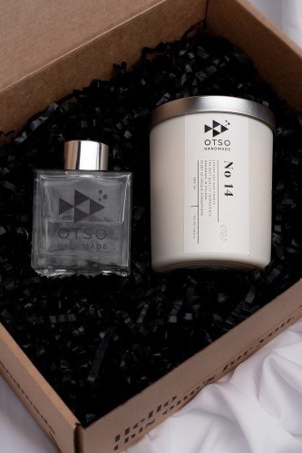 Svíčka a difuzér dárková sada bílá a stříbrná