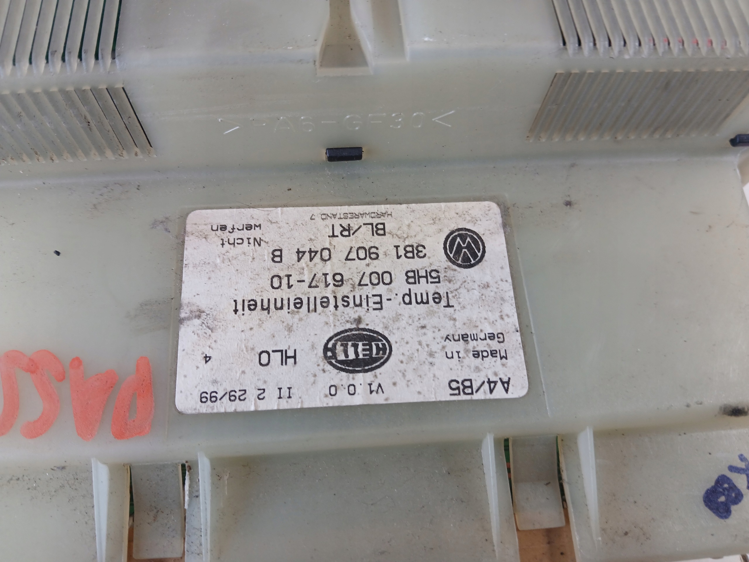 VW GOLF IV PASSAT B5 Unite commande clima CLIMATRONIC 3B1907044B