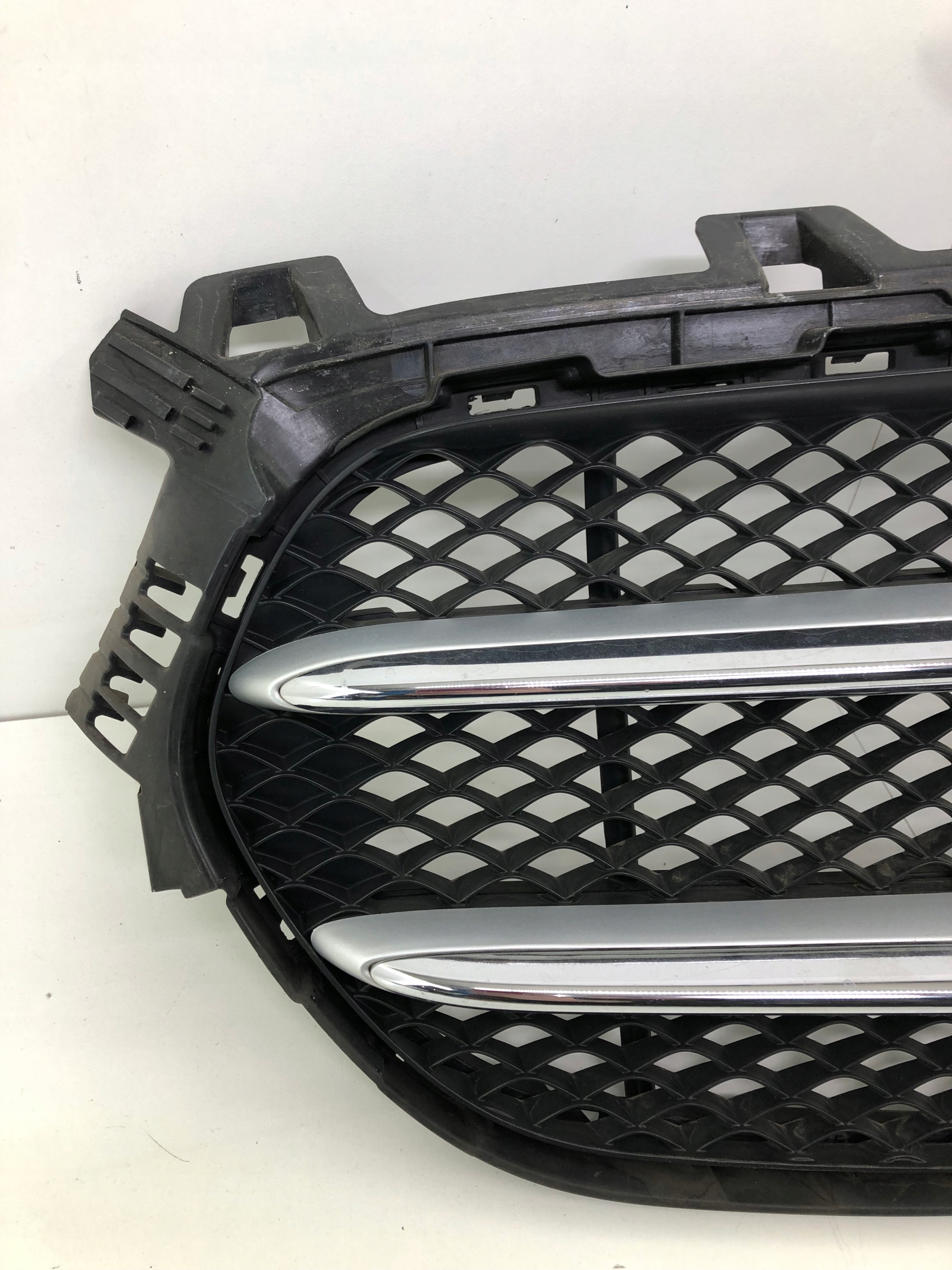 Mercedes-Benz B-Klasse W247 Kühlergrill FRONTGRILL Kühlergitter A2478885700 - Thumbnail 4