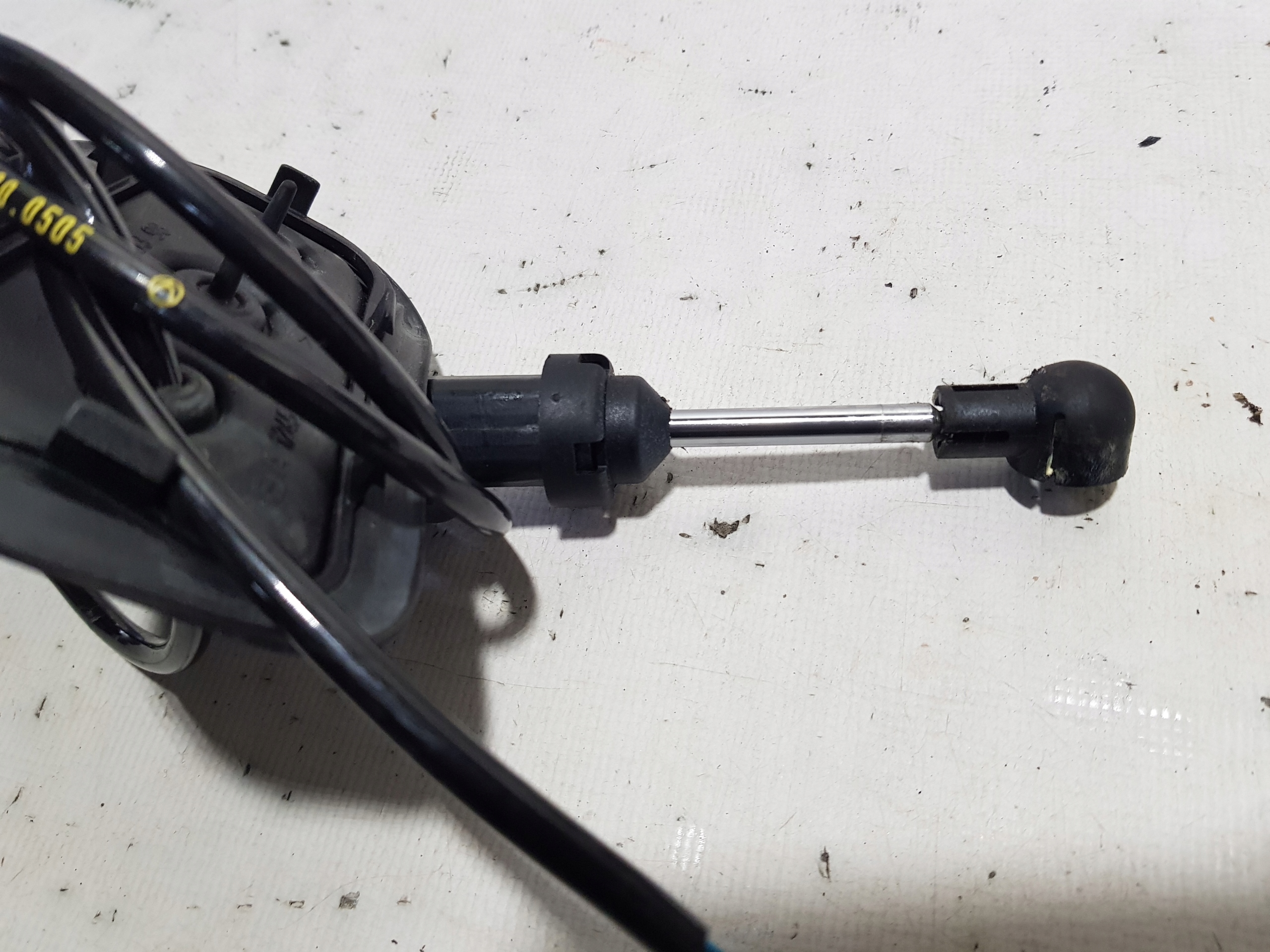 MERCEDES W251 damper bonnet boot A2518200397