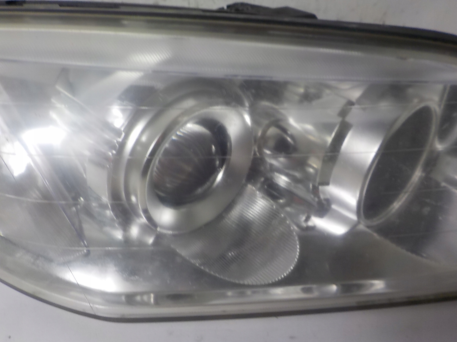 CHEVROLET CAPTIVA light right front front UK