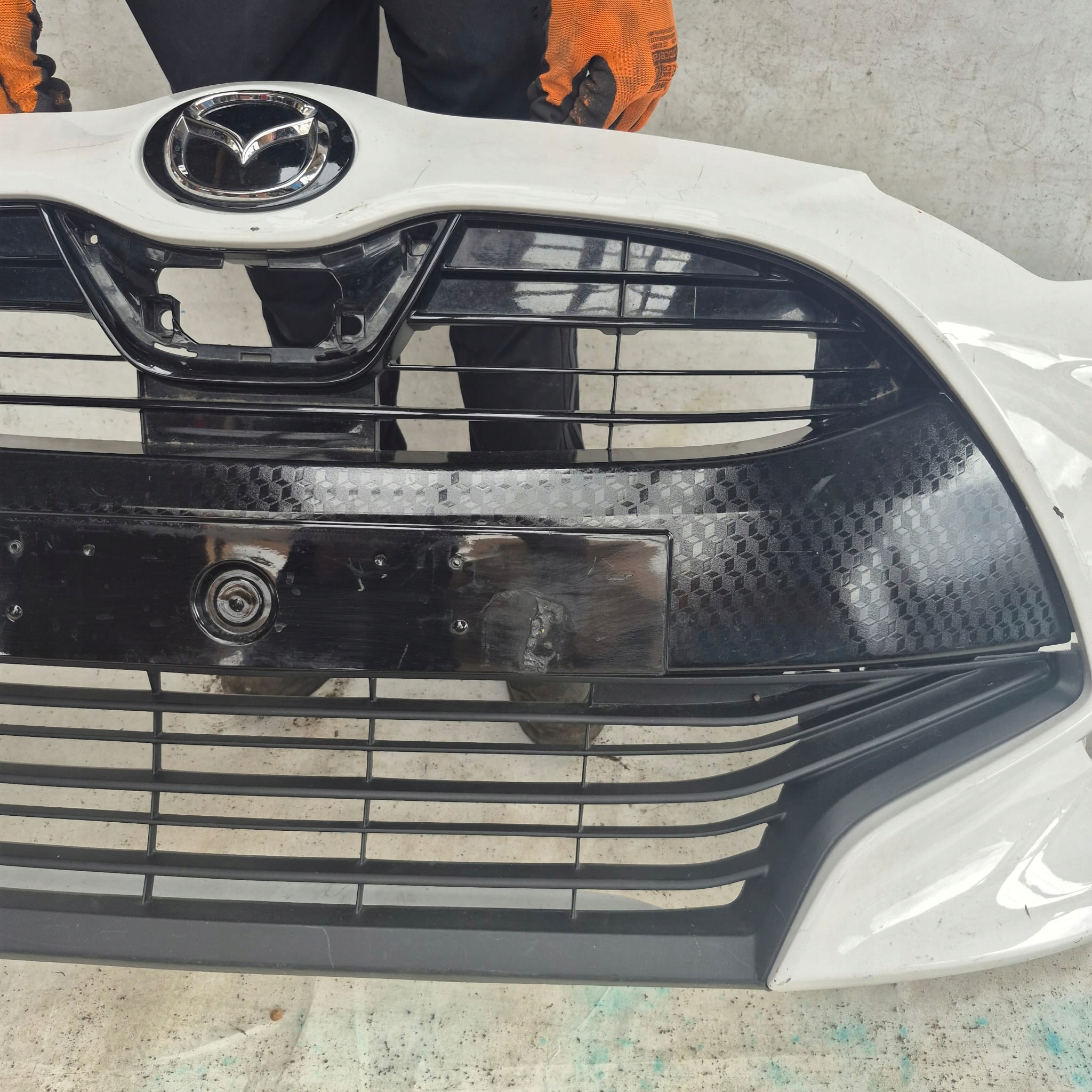 MAZDA 2 HYBRID 22- bumper front front