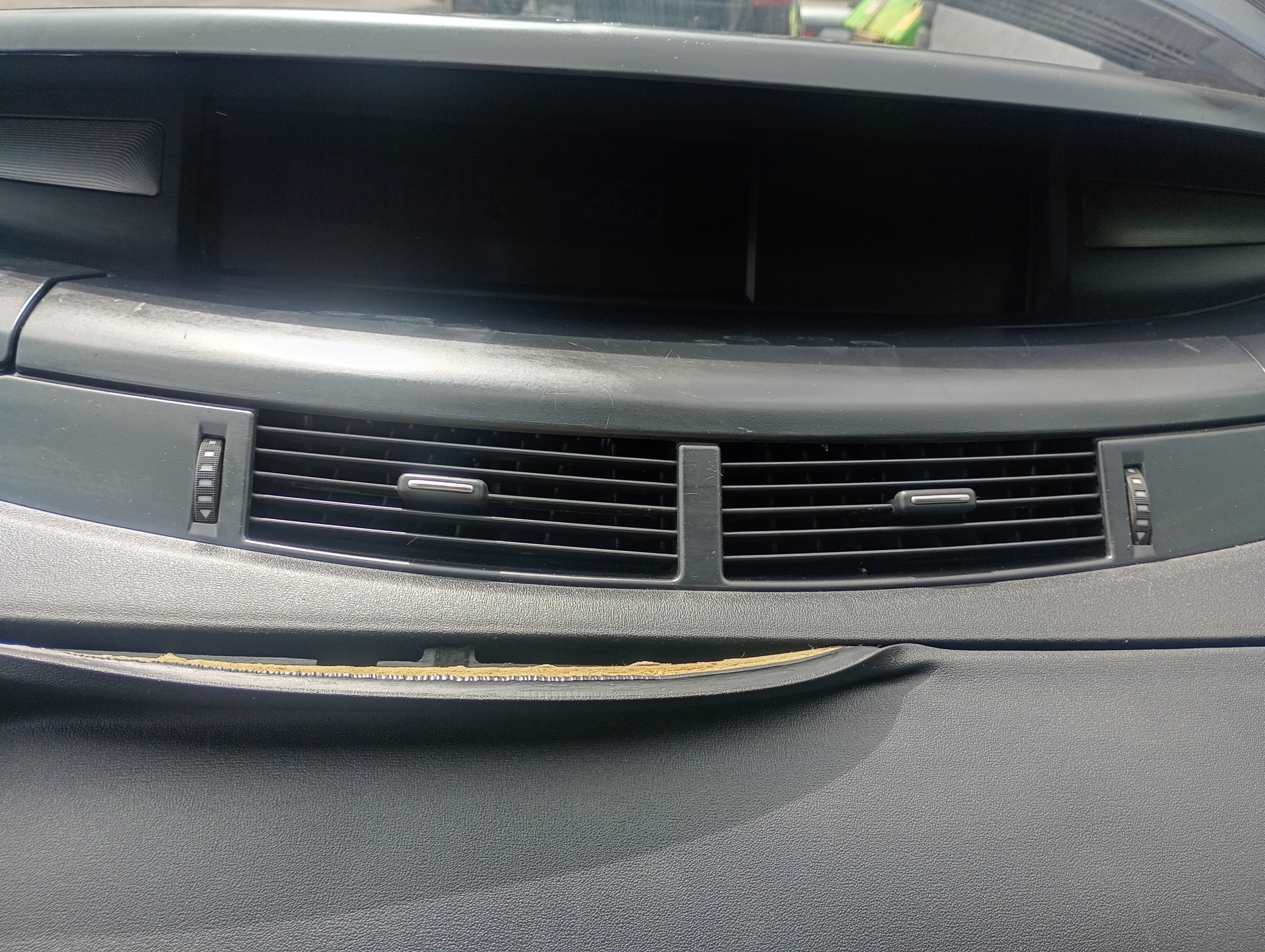 Lüftungsgitter des lüfters luft mitte Renault Espace IV 4 06-15