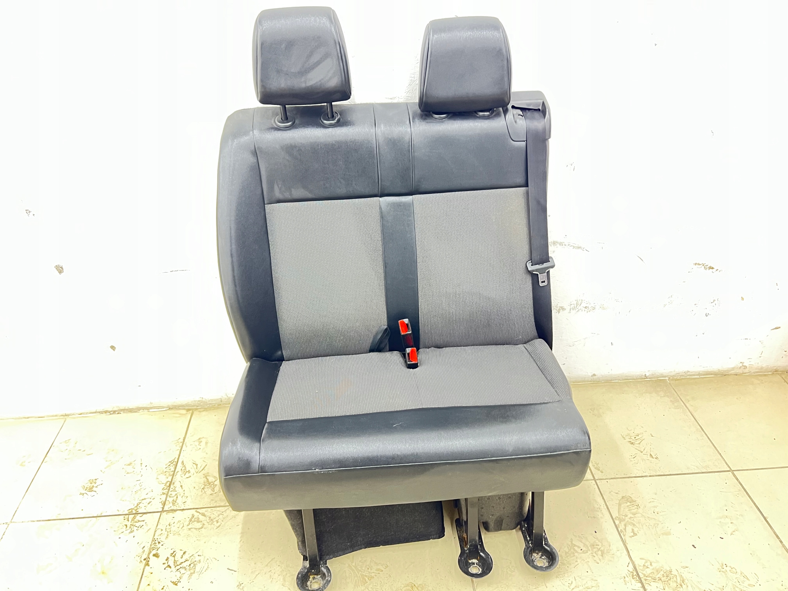 seat right front DWOJKA VIVARO C EXPERT III JUMPY III PROACE II EUROPA