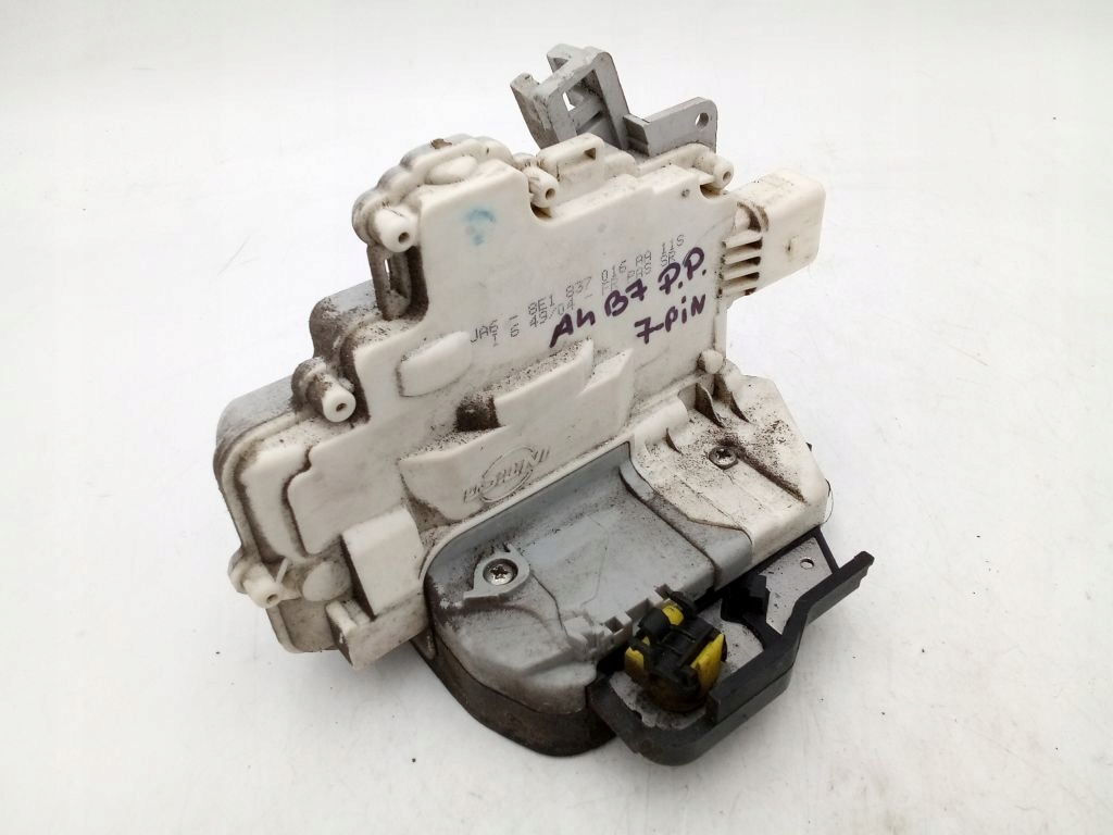 Audi A4 B7 lock z door right front front 7 PIN EU