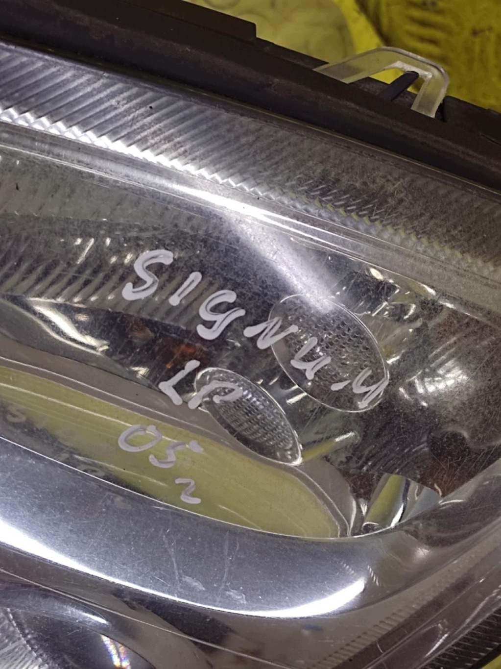 OPEL SIGNUM REFLEKTOR light left front 15588700