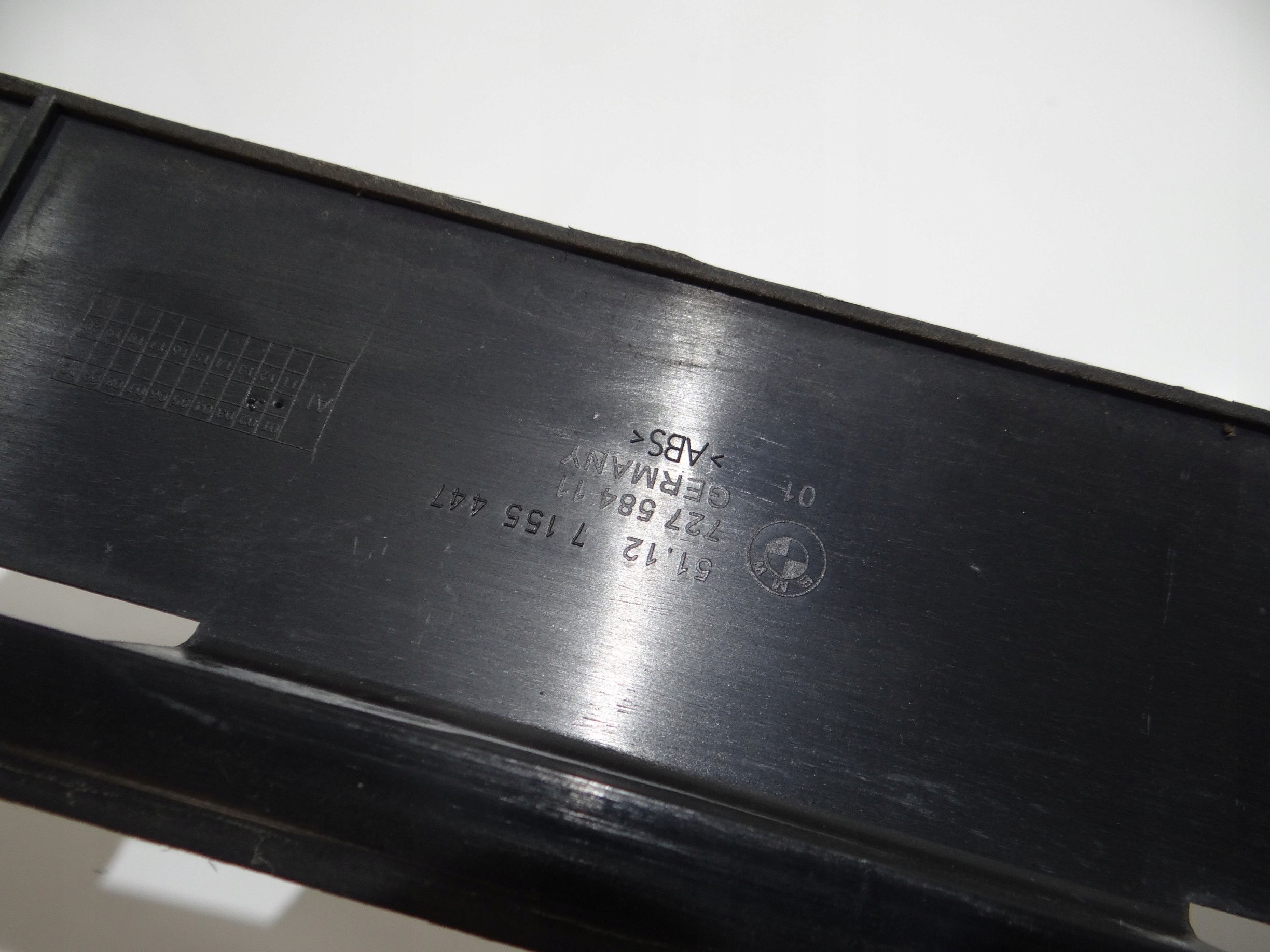 bumper bracket central rear part BMW E65 LCI 7155447