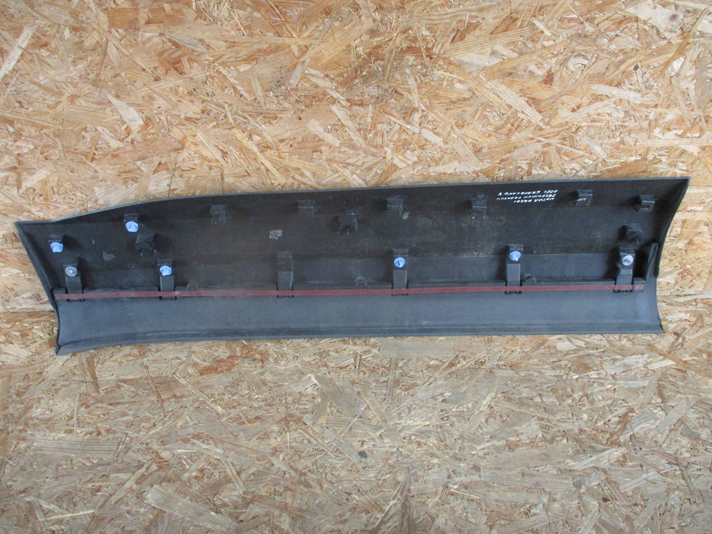 moulding door front front right OPEL GRANDLAND X
