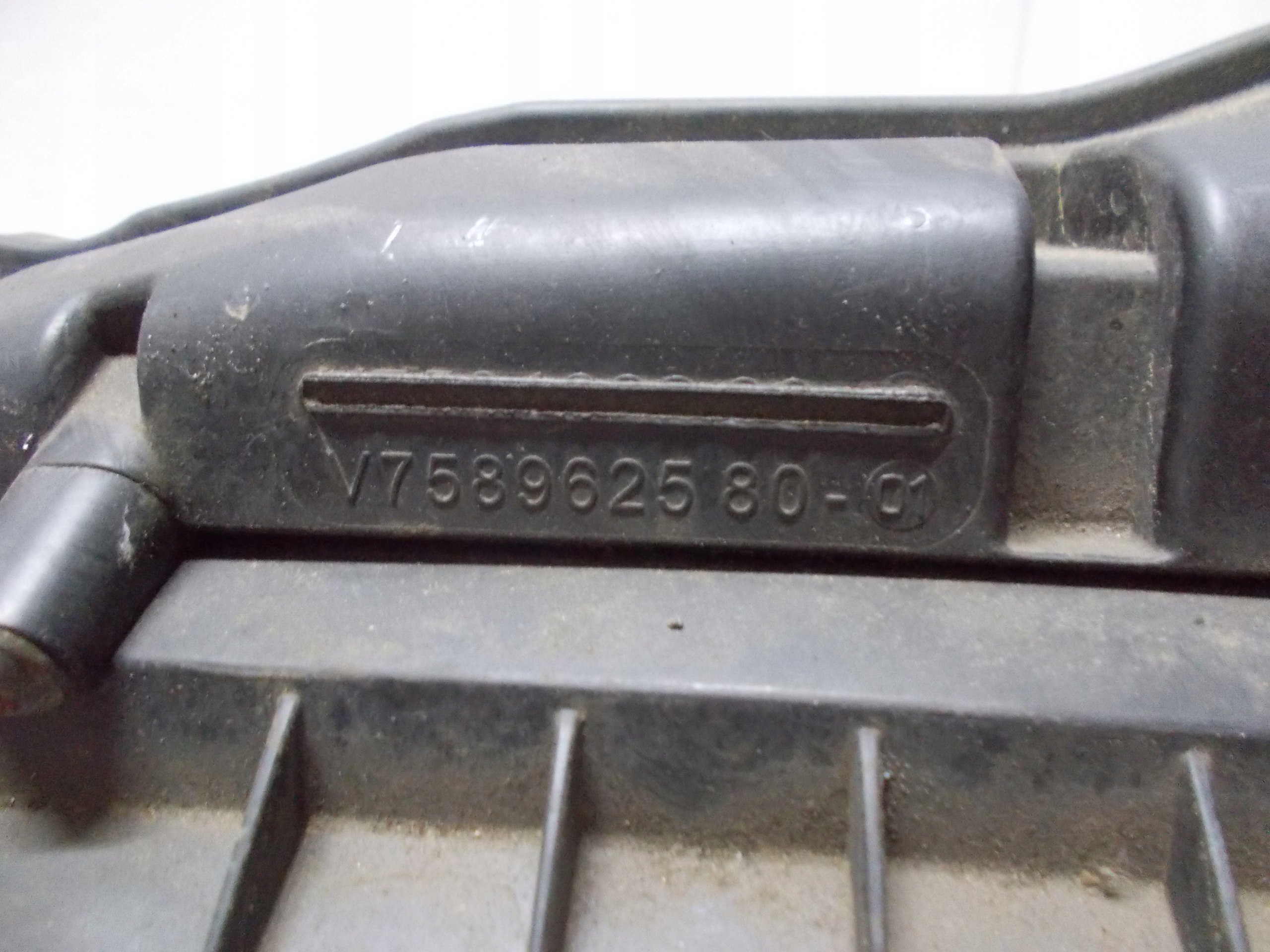 CITROEN C4 08R Gehäuse filter luft V758962580