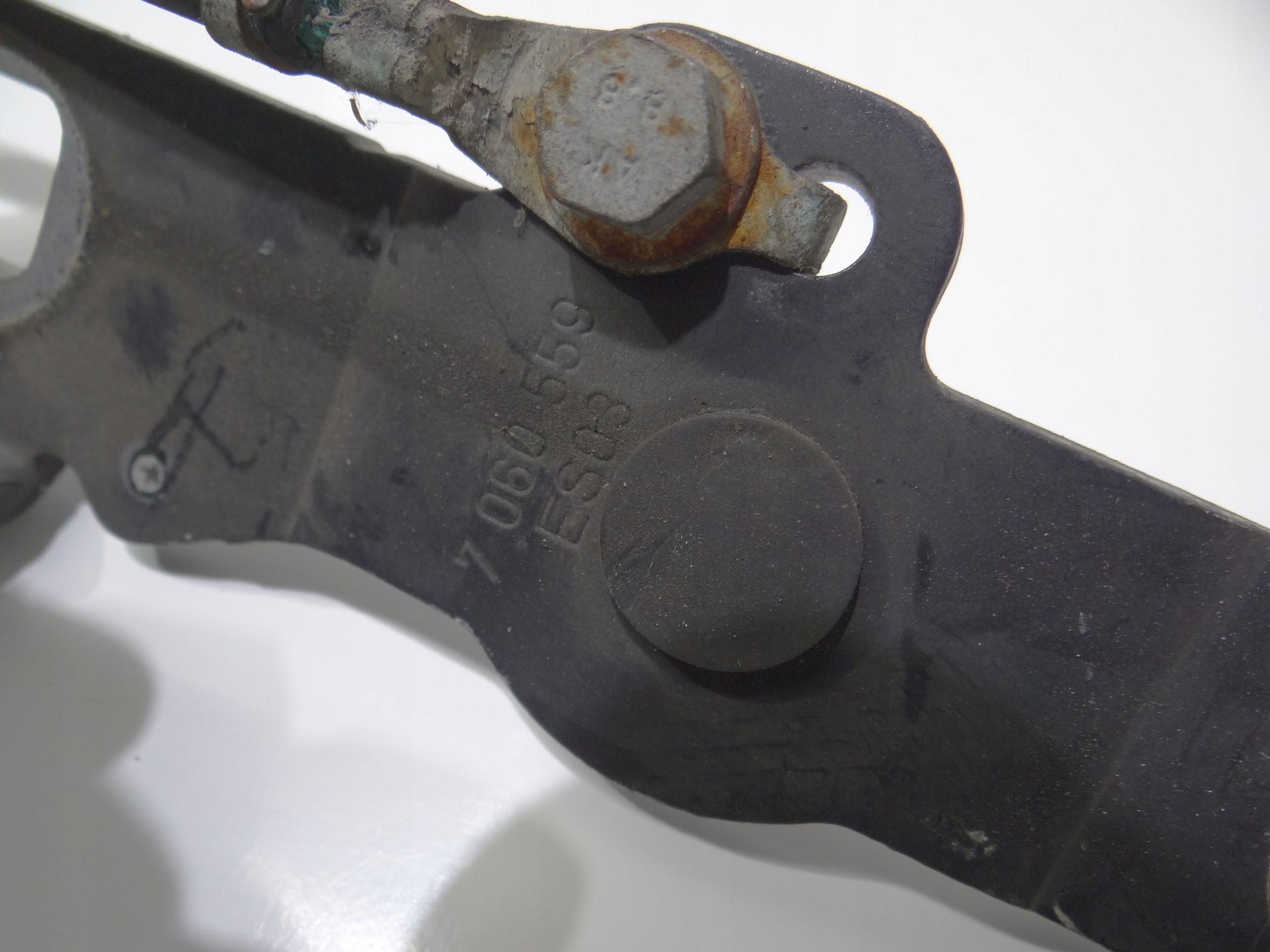 hinge bonnets left front BMW E87 7060559 SPARKLING