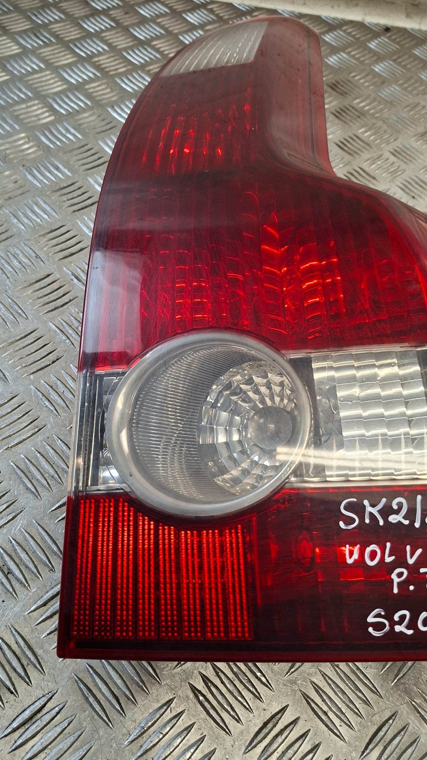 světlo pravý záď VOLVO V50