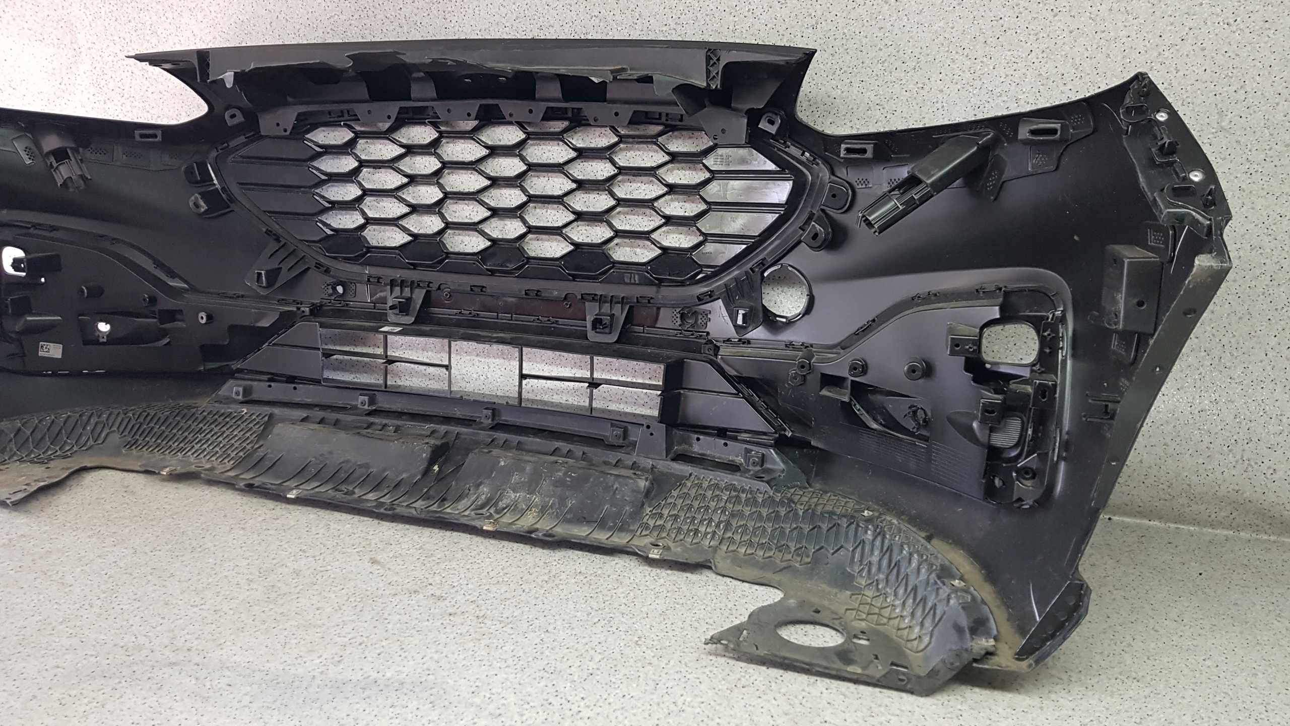FORD KUGA MK3 ST-LINE ST 2020 - bumper front 9497