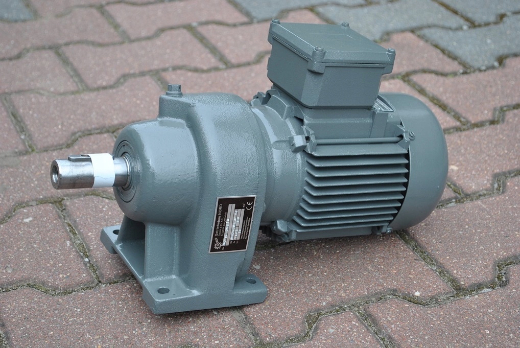 Motoreduktor 0.18kw. 18obr./min Firmy NORD